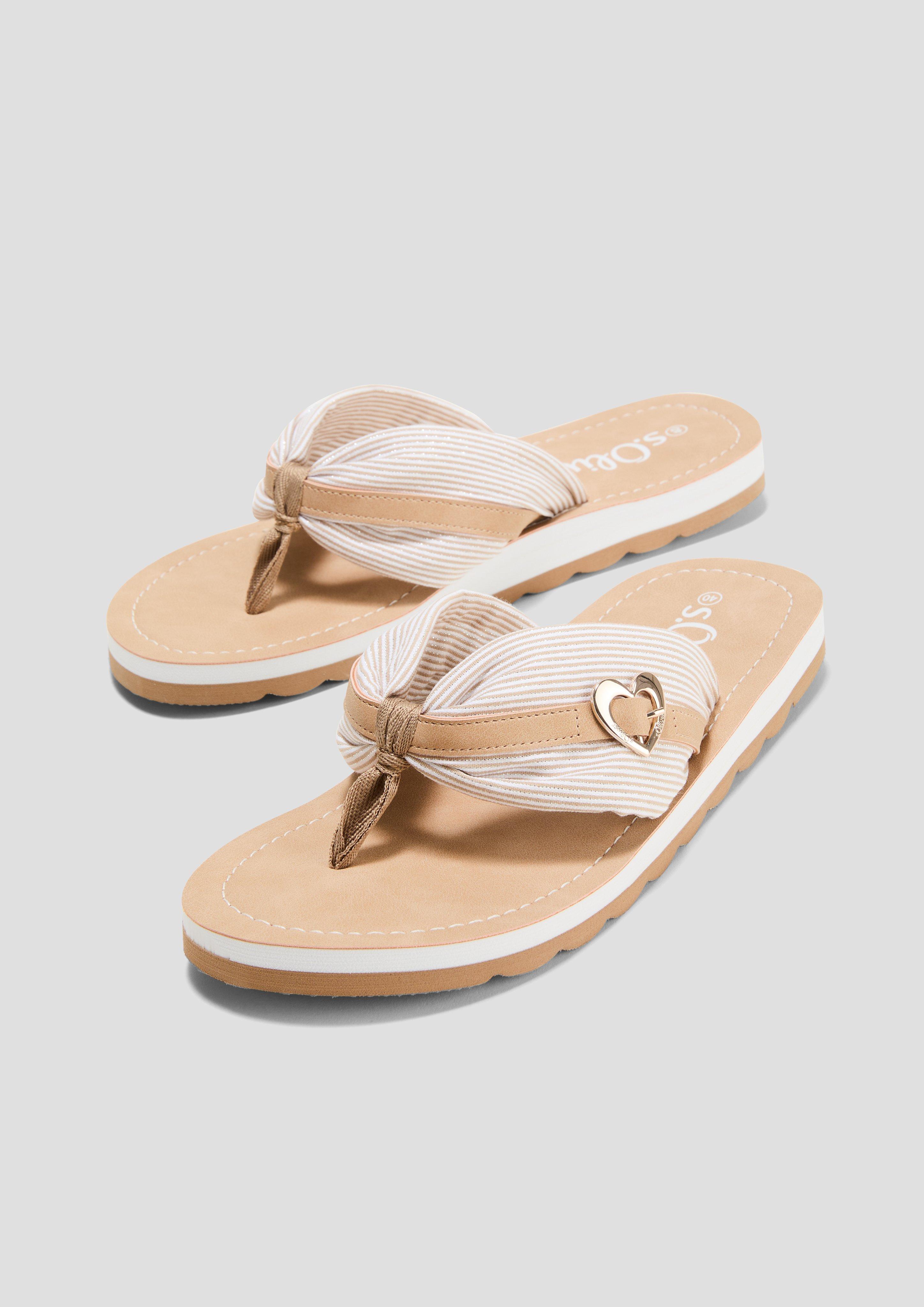 Šľapky in 409, 802, 839 & 907