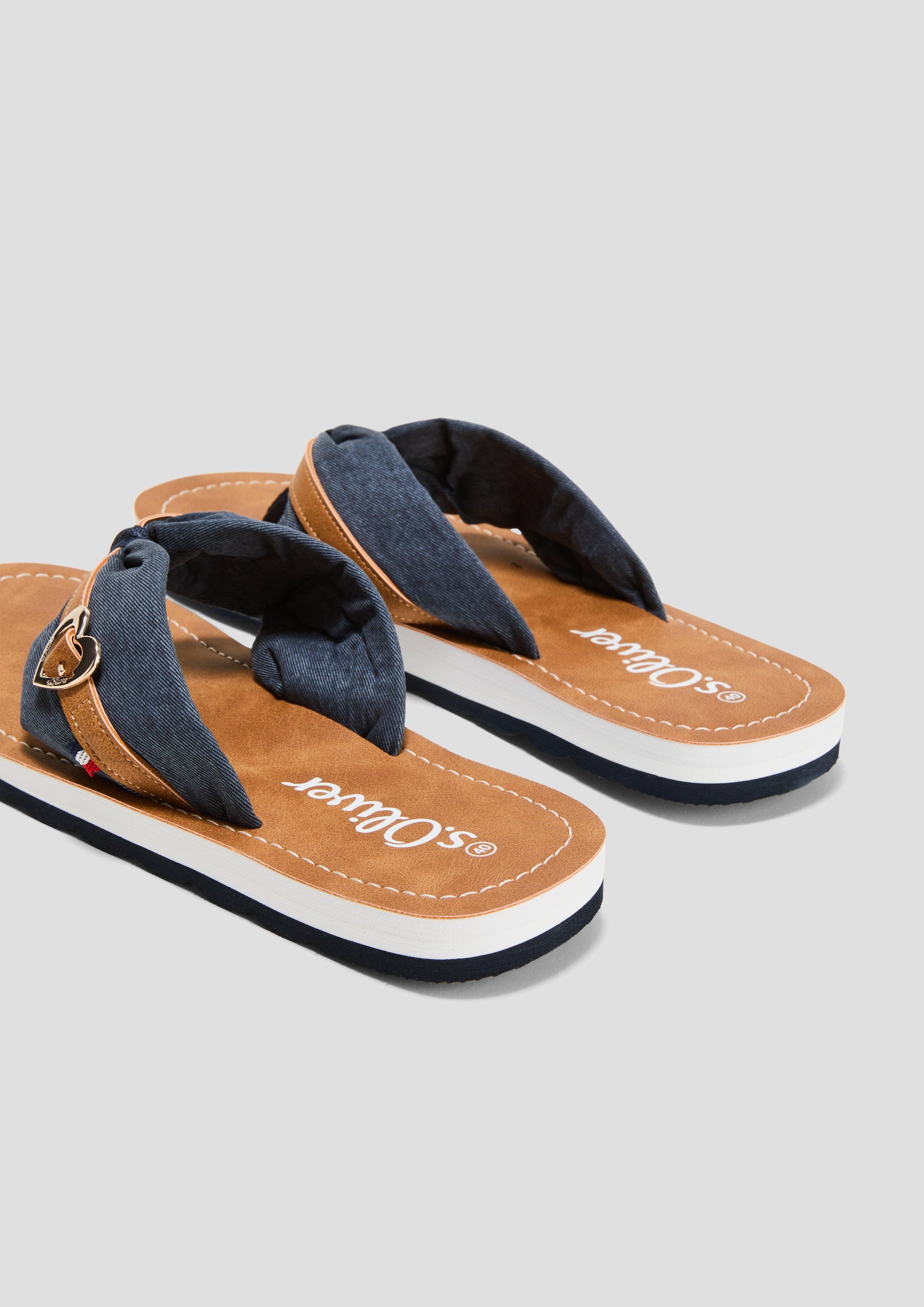 Šľapky in 802, 839, 409 & 907