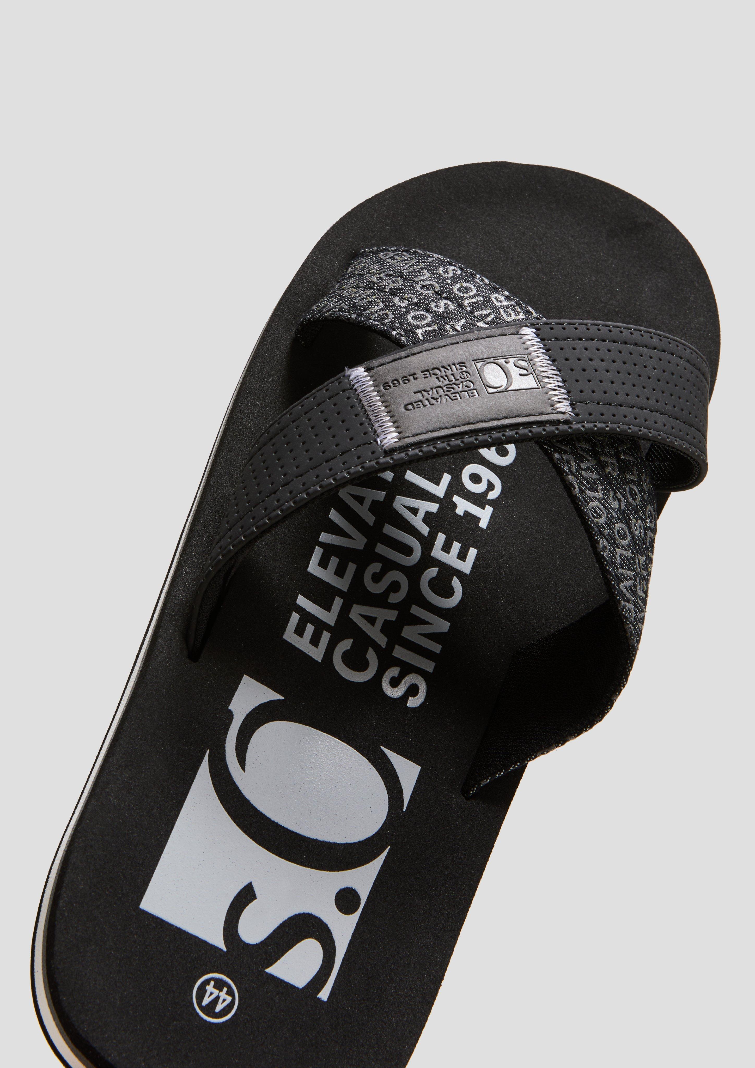 s.Oliver Pantoletten mit Textil-Riemen