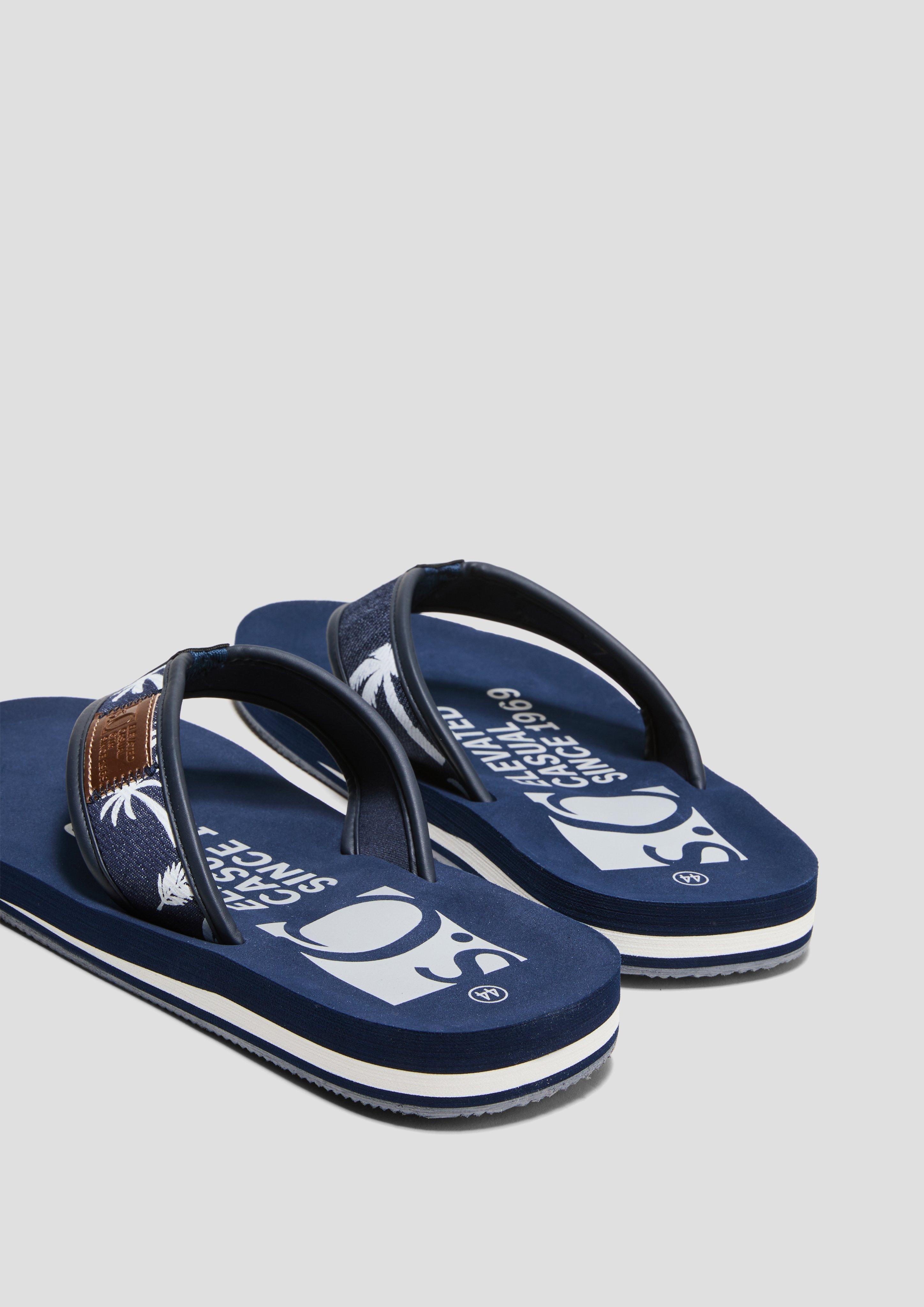 Pantoletten in 805, 001 & 709