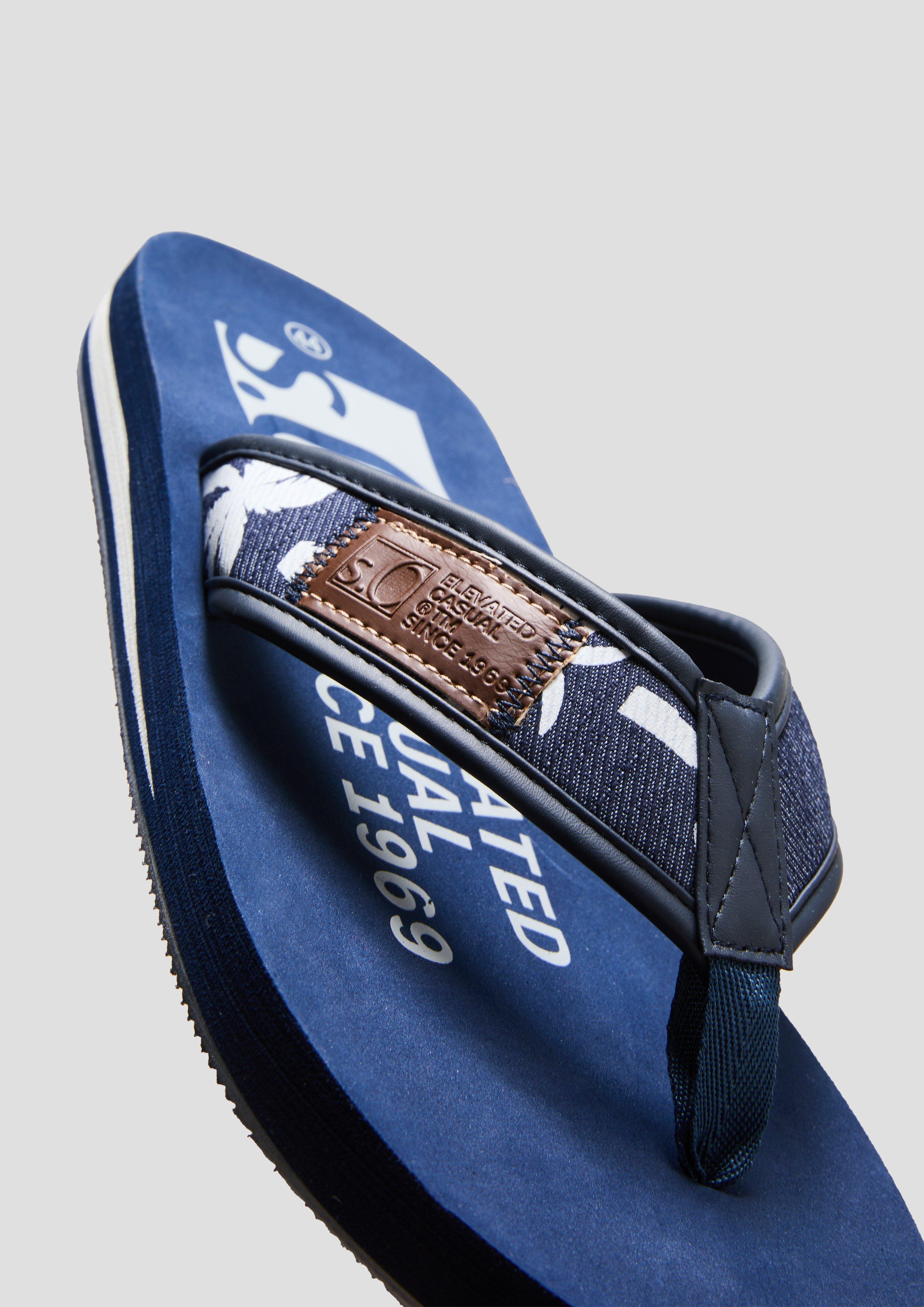 s.Oliver Pantoletten mit Y-Riemen