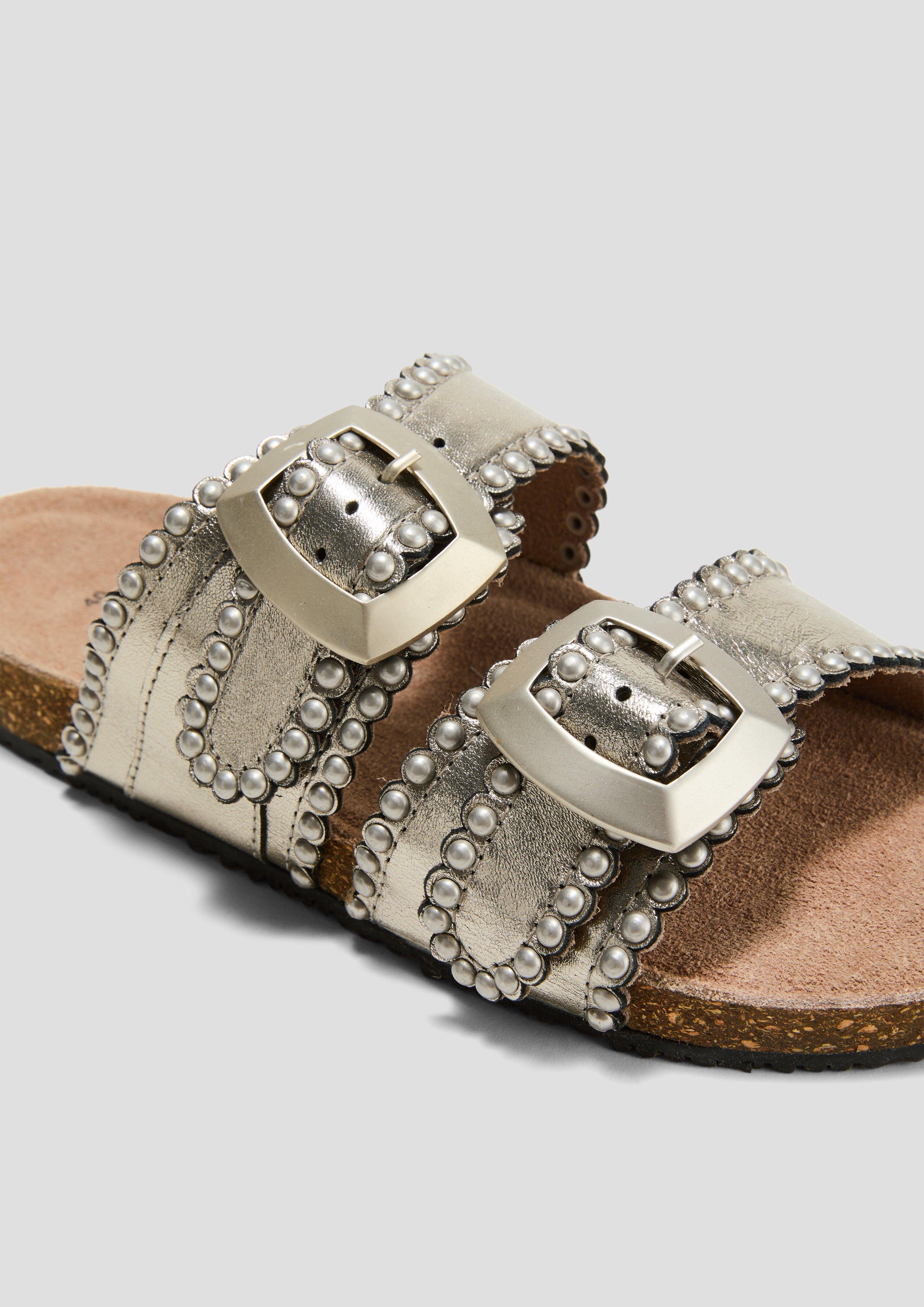 Šľapky in 915 & 984