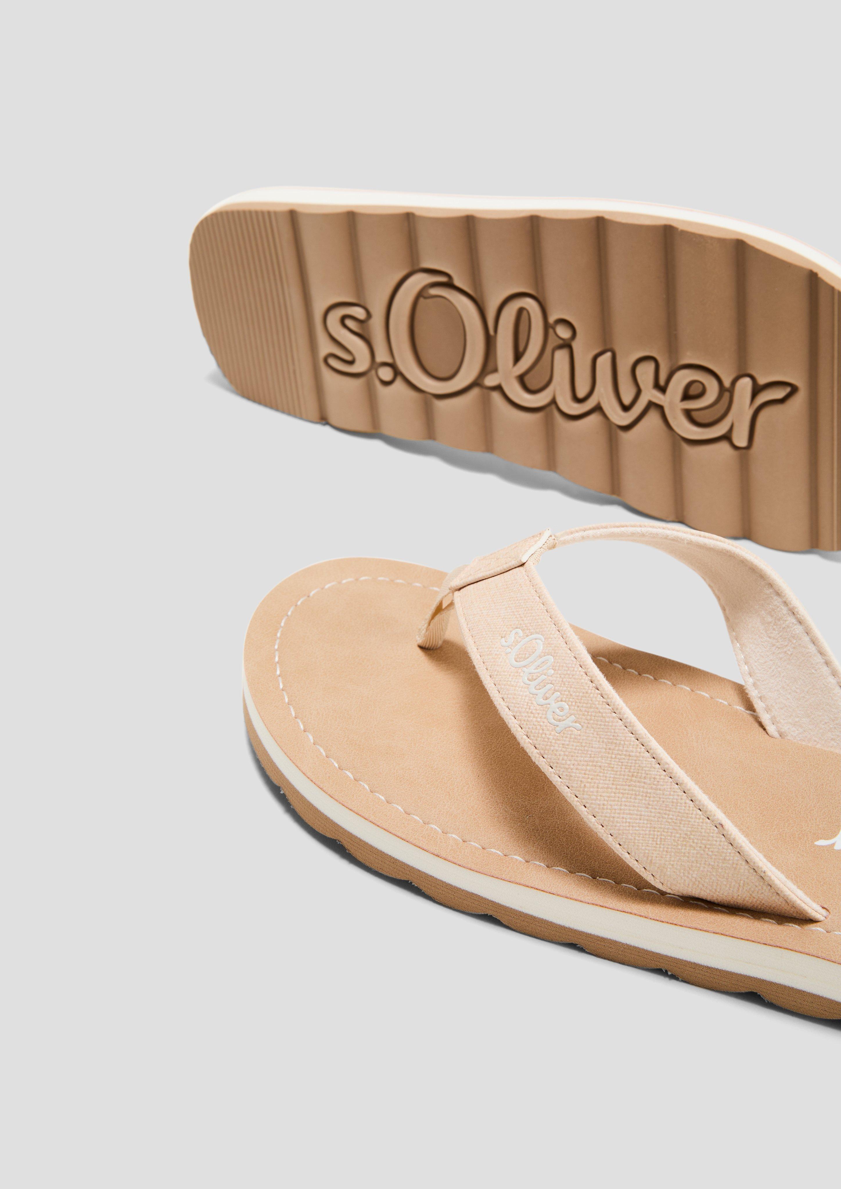 s.Oliver Pantoletten mit Logoschriftzug
