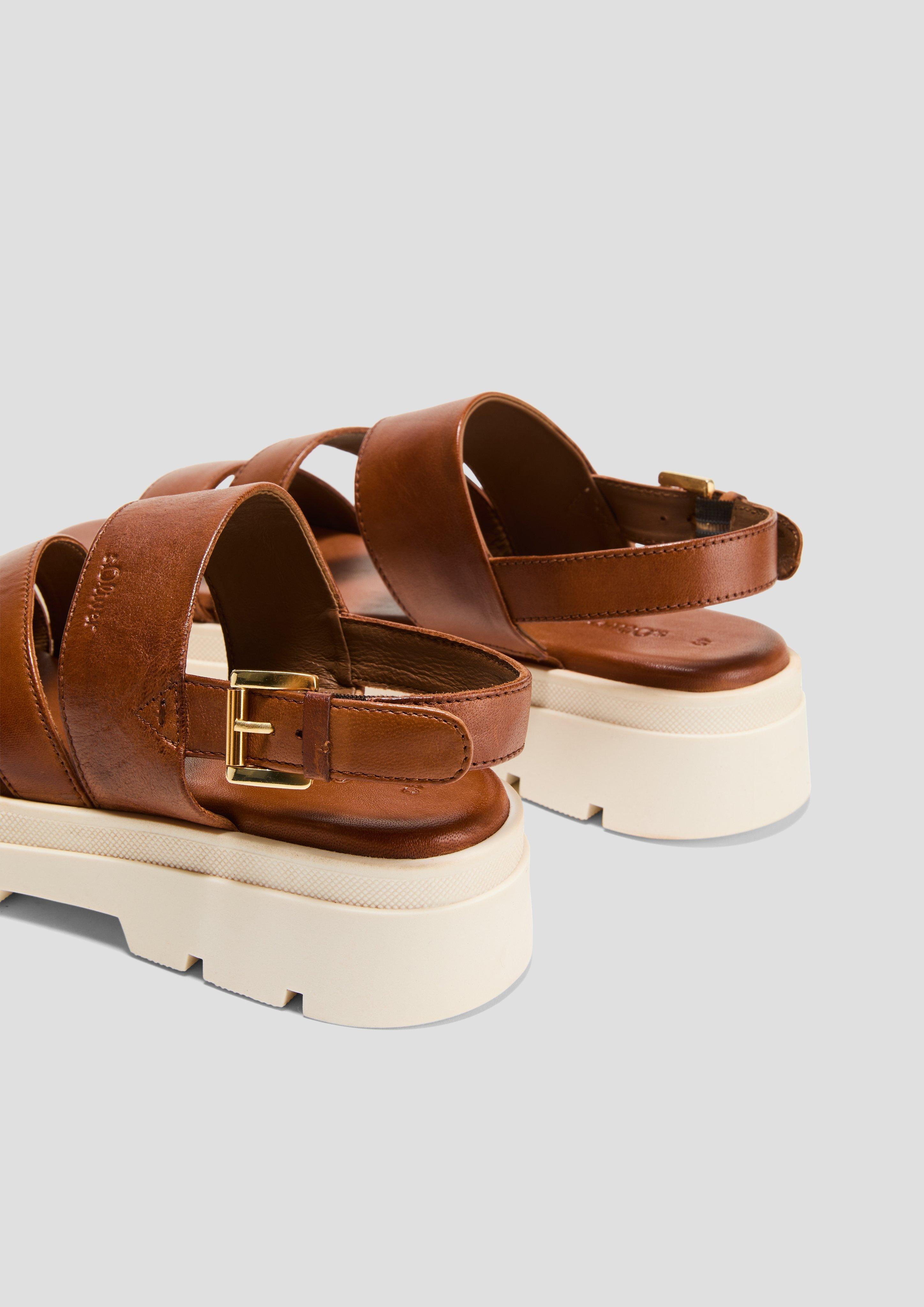 Sandalen in 305 & 001