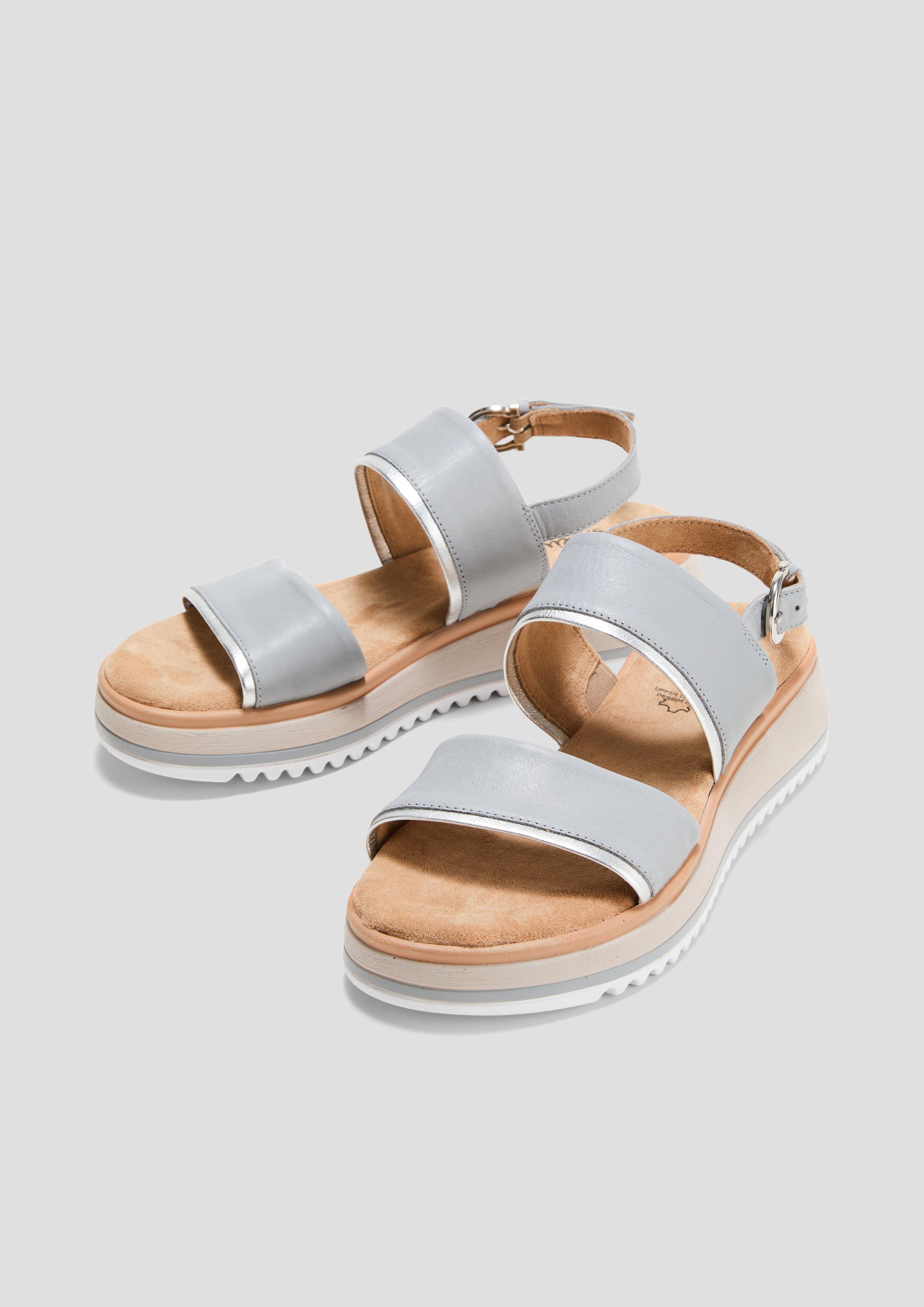 Sandali in 804, 100 &amp; 305