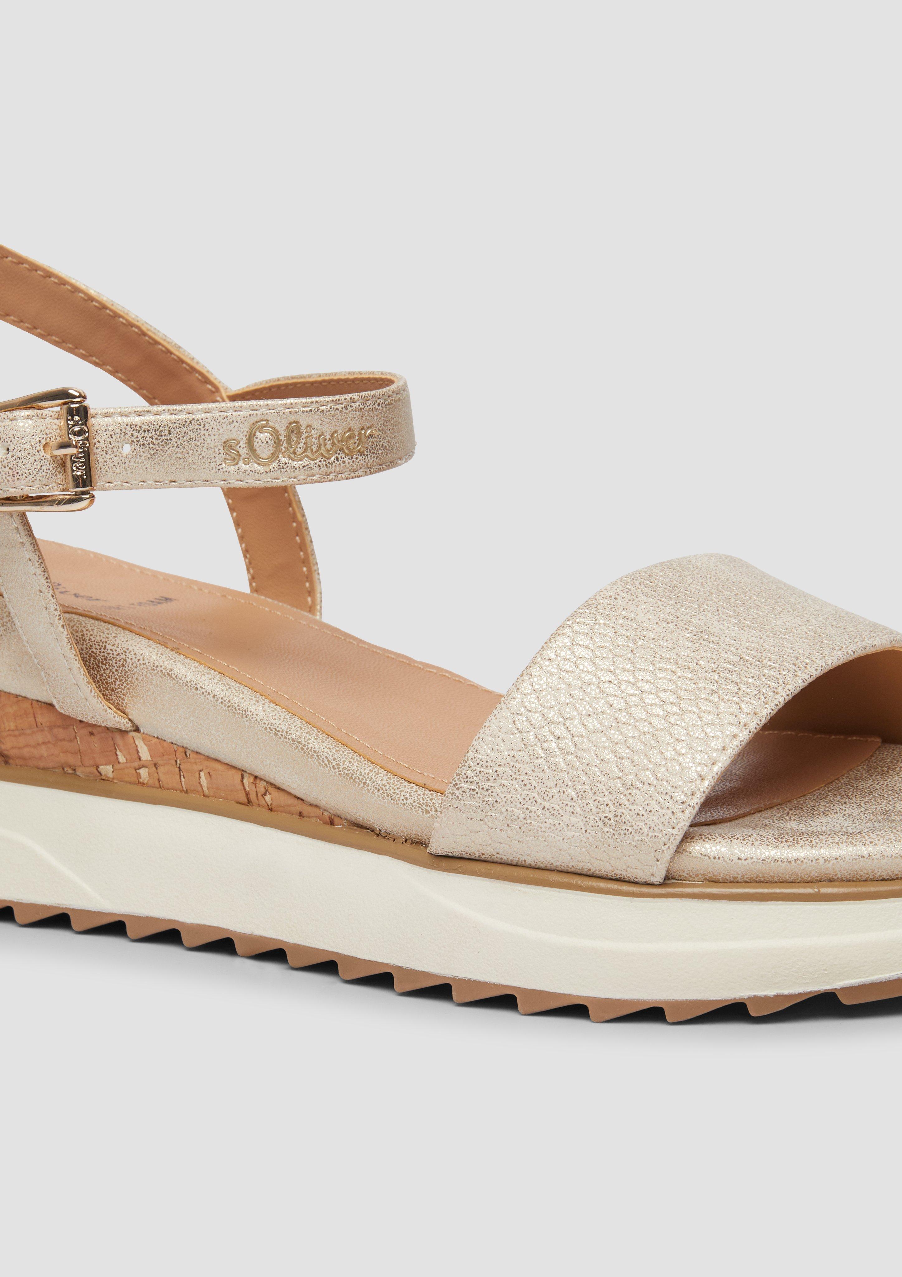 Sandalen in 403, 0A1 & 908