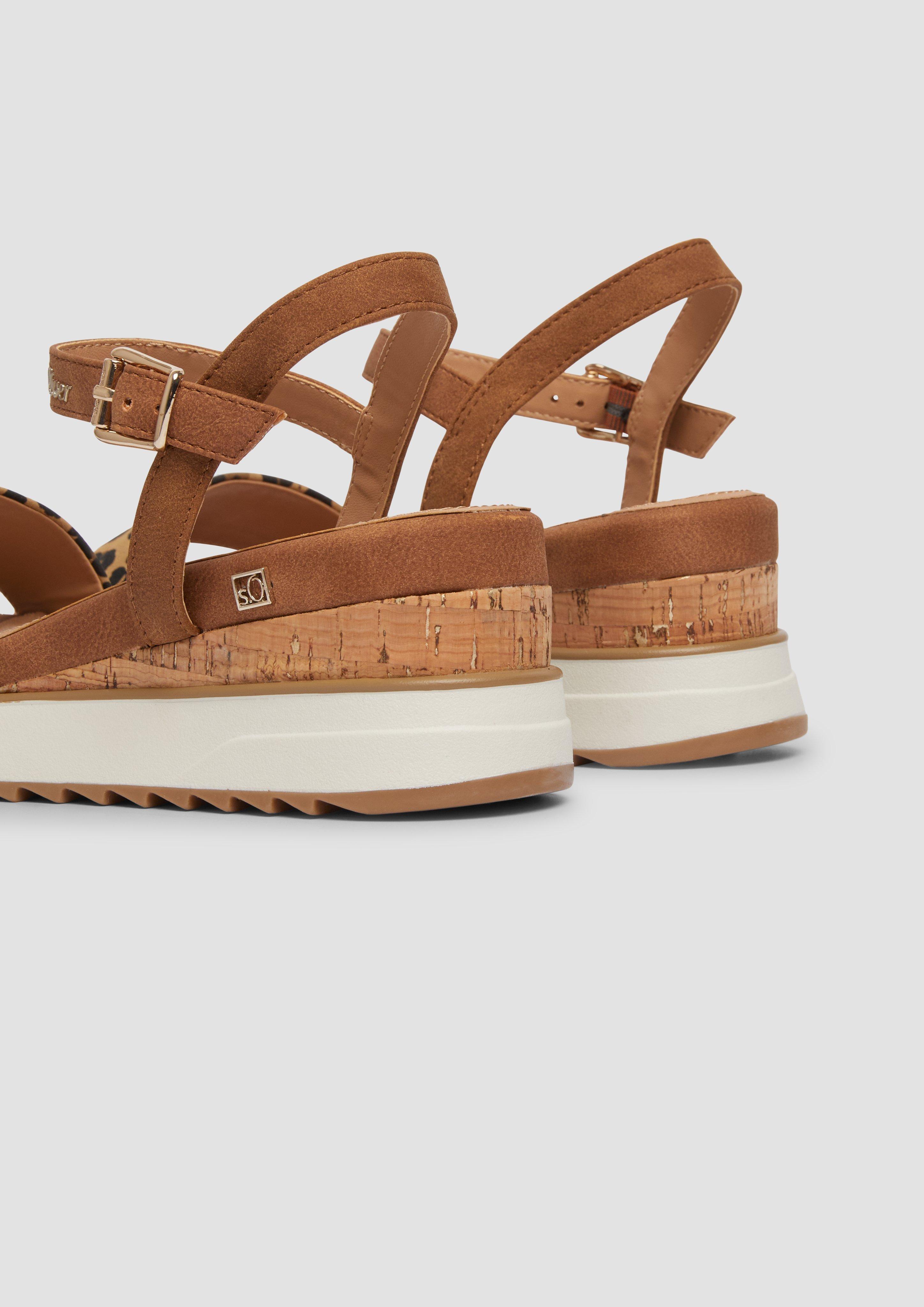 Sandalen in 908, 0A1 & 403