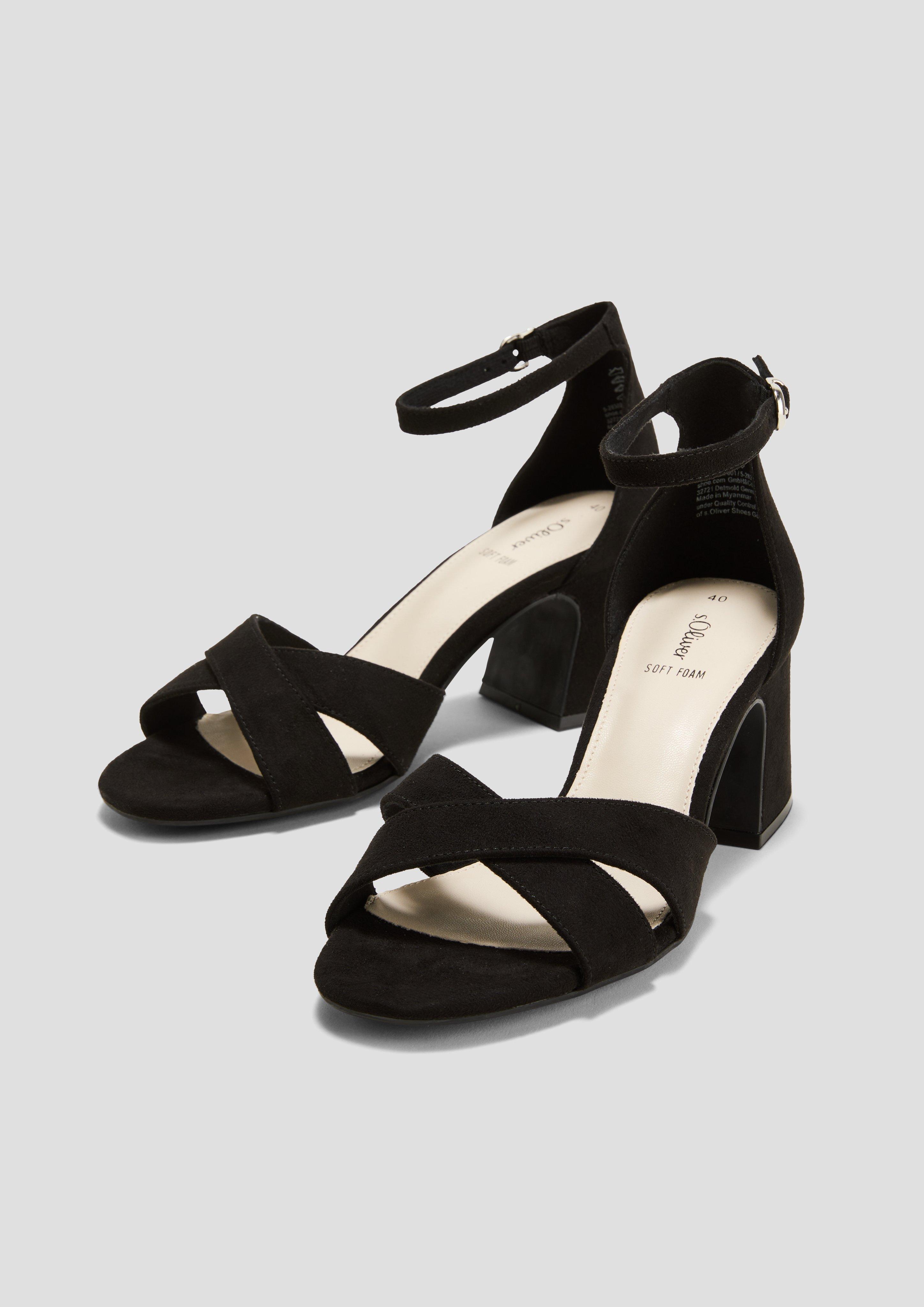 Sandalen in 001, 341 & 445