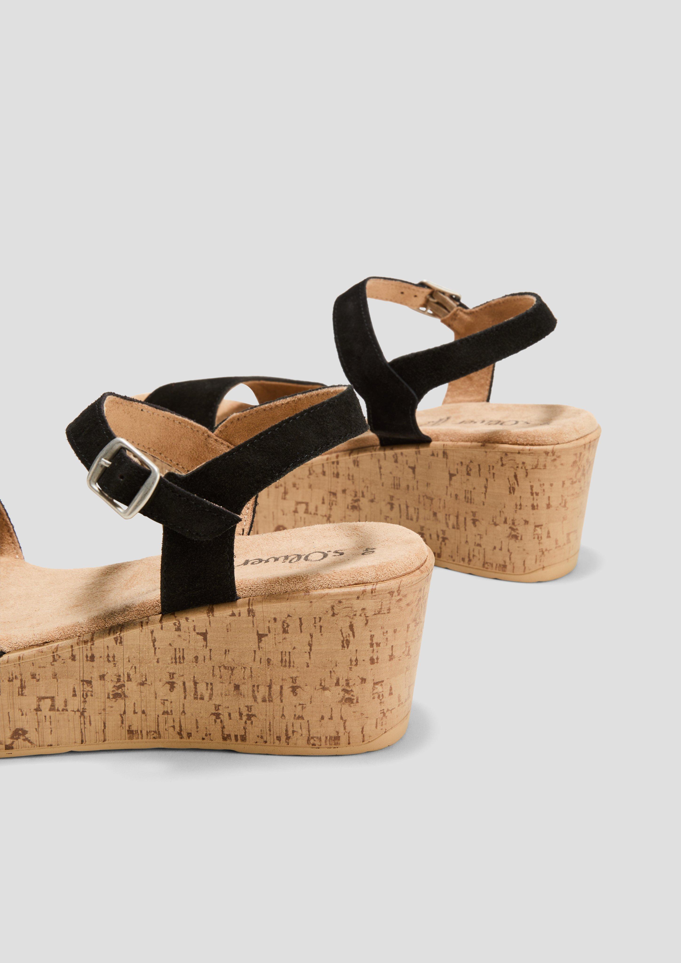 Sandali in 001, 728, 606, 818, 544, 510 & 341