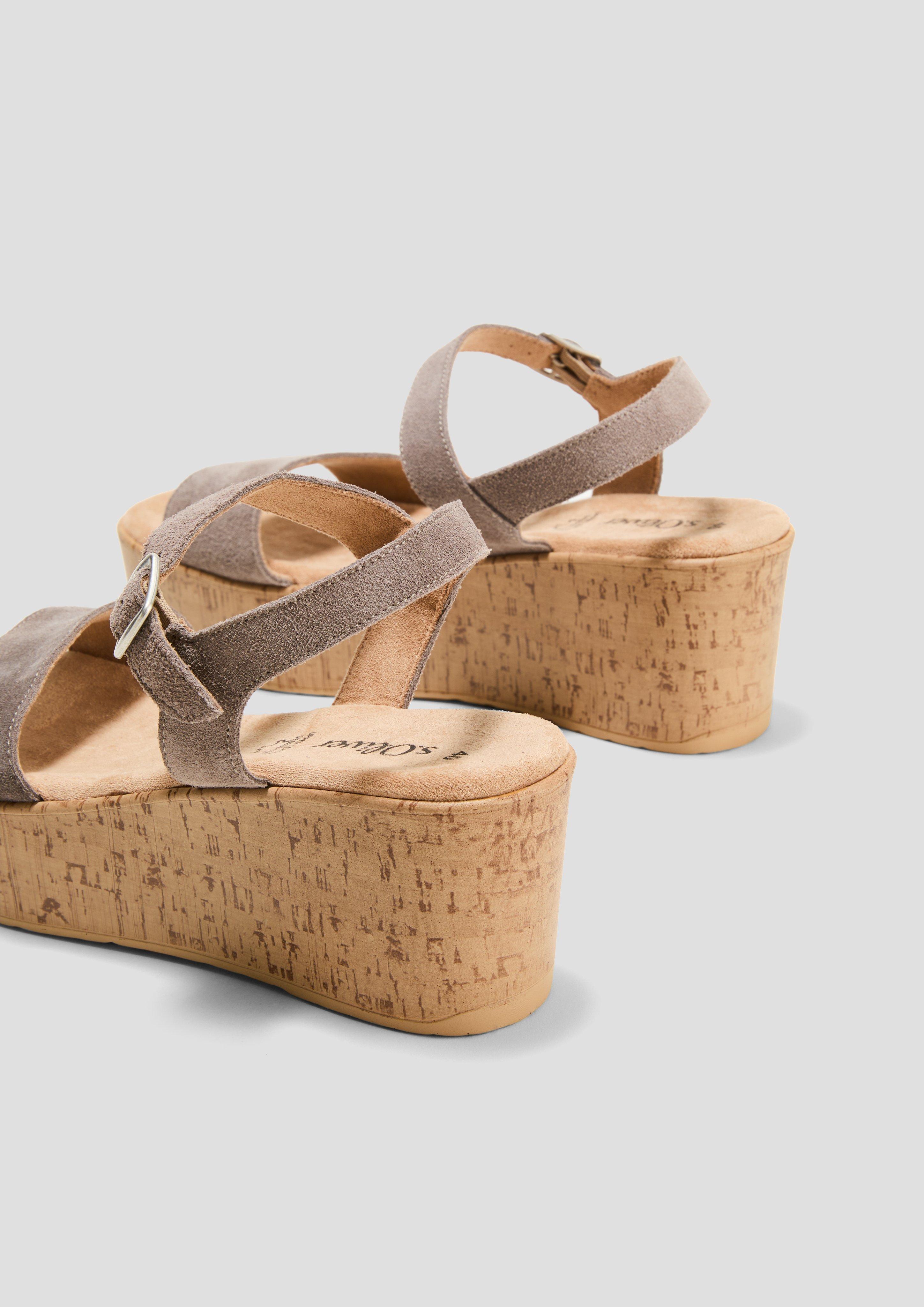 Sandalen in 341, 728, 606, 818, 544 & 510