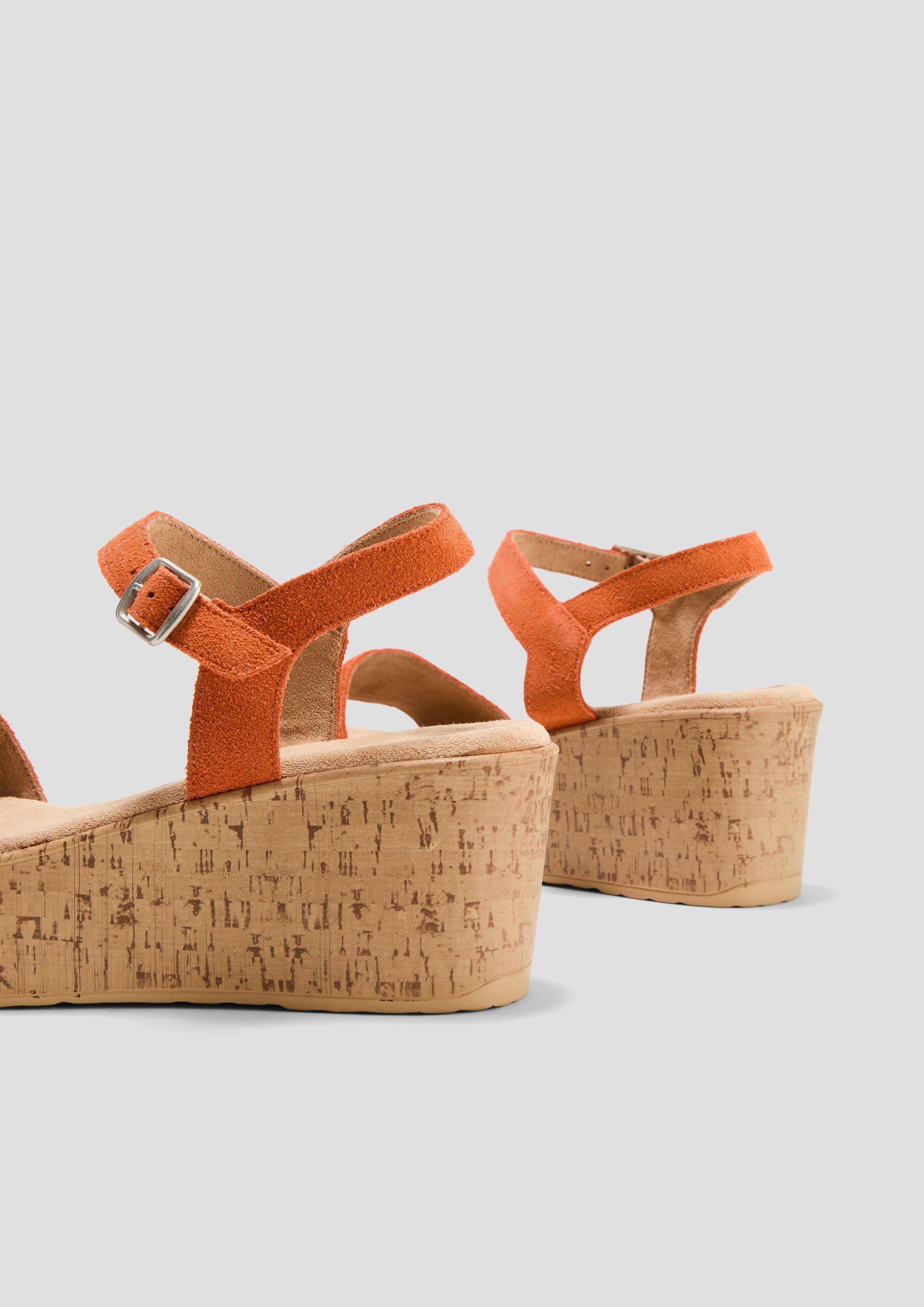 Sandalen in 606, 728, 818, 544, 510 & 341