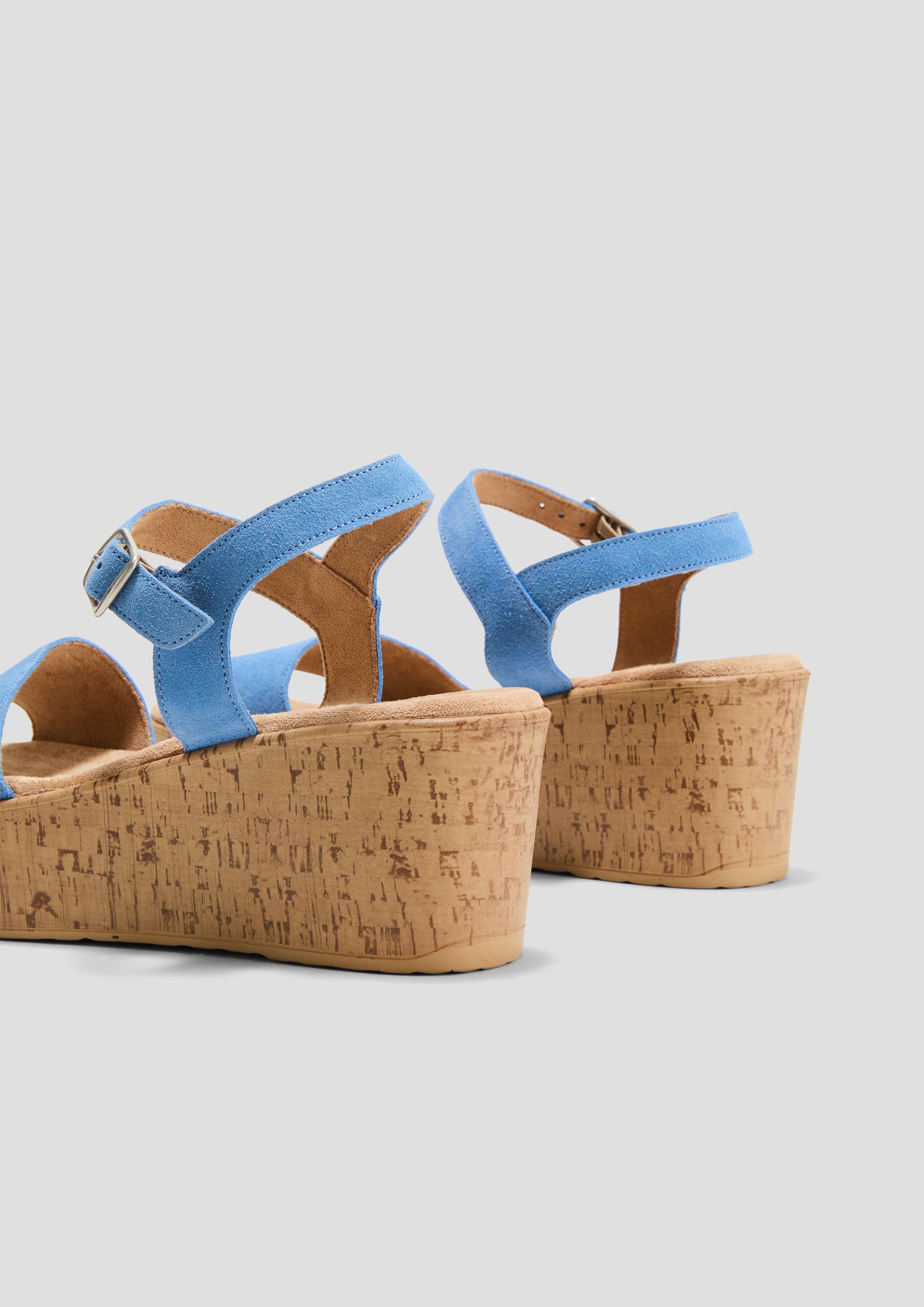 Sandalen in 818, 728, 606, 544, 510 & 341