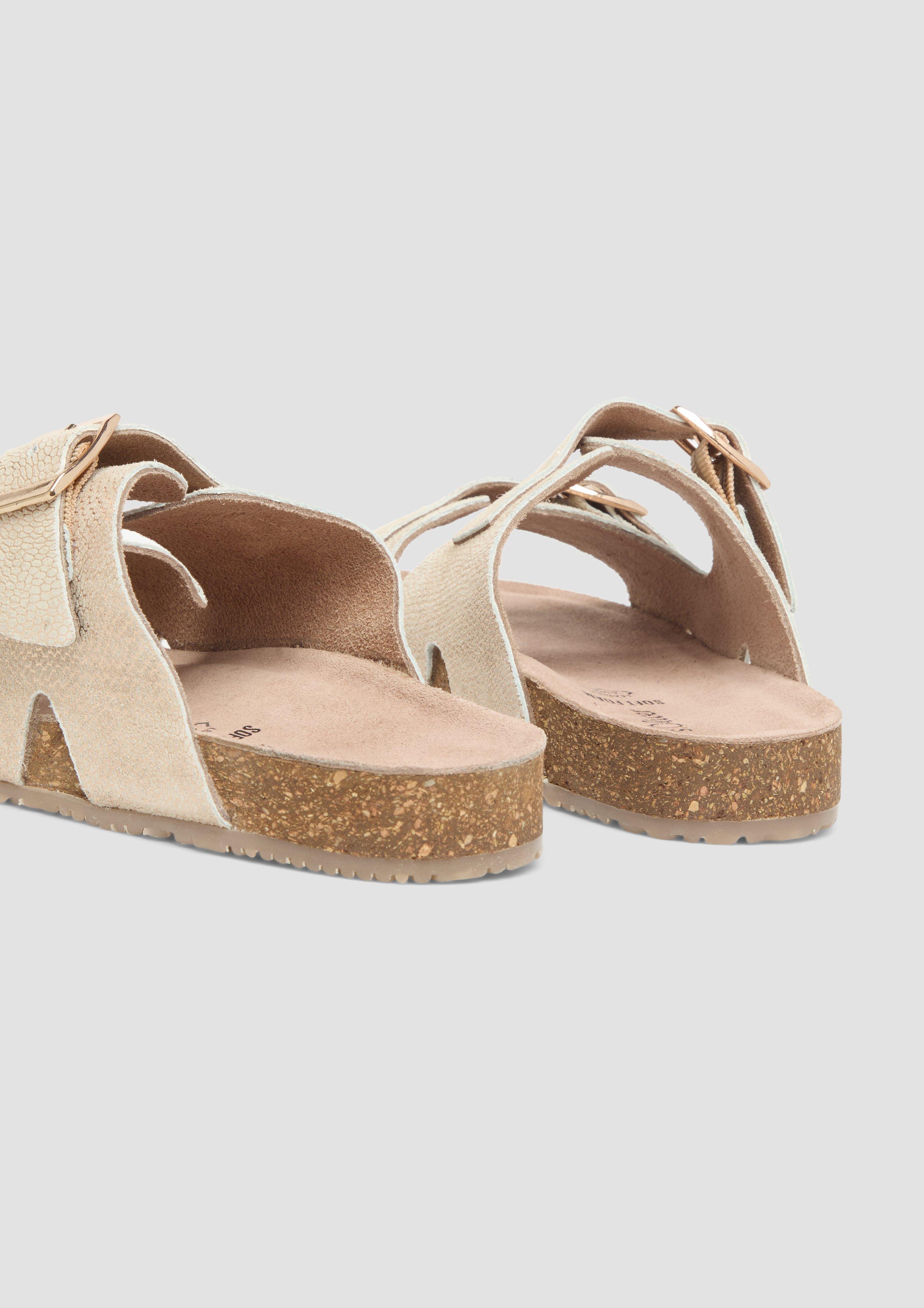 Pantoletten in 410, 001, 098 & 567