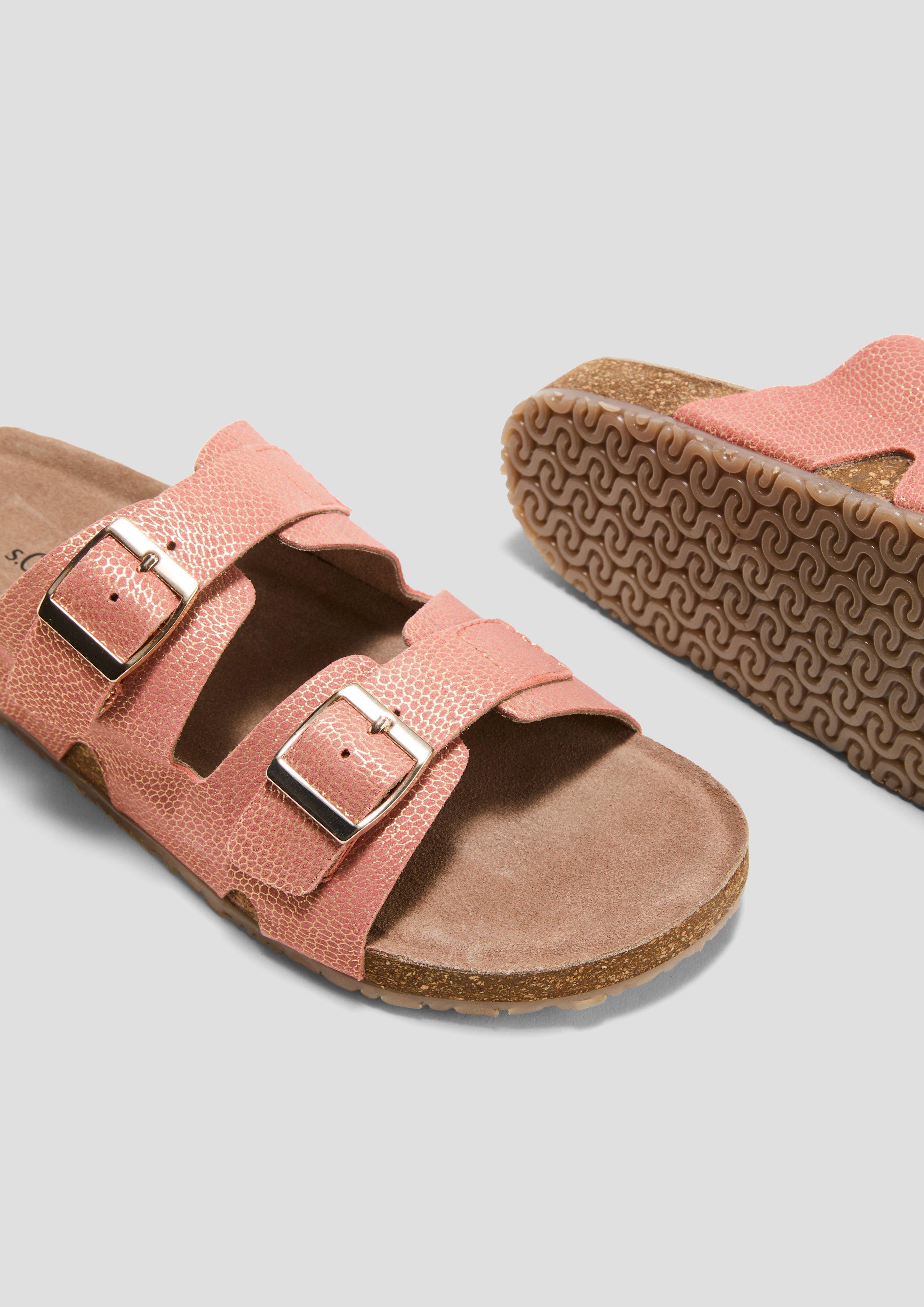 s.Oliver Pantoletten aus Rindsleder mit Dornschließe