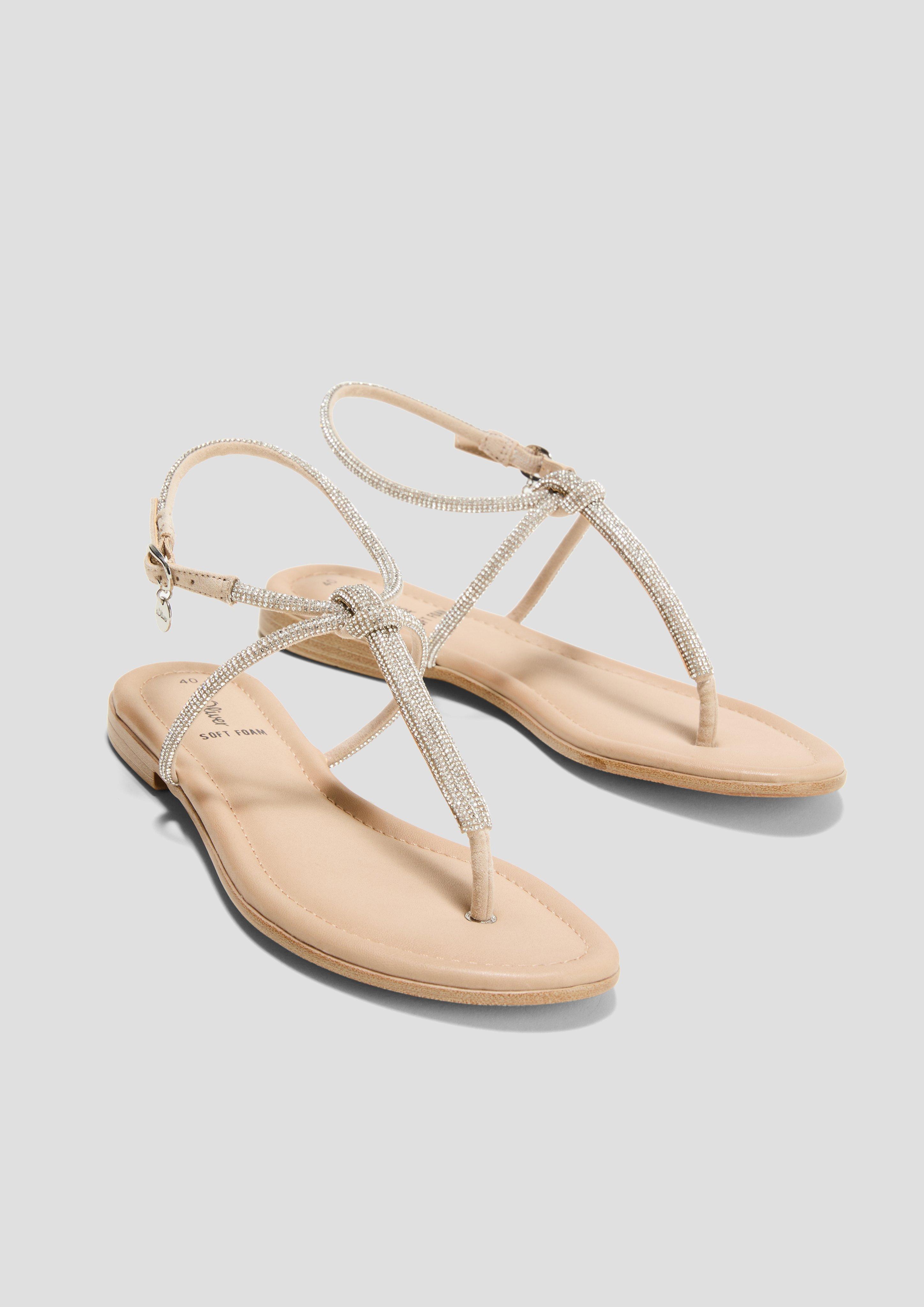 Sandalen in 250 & 001