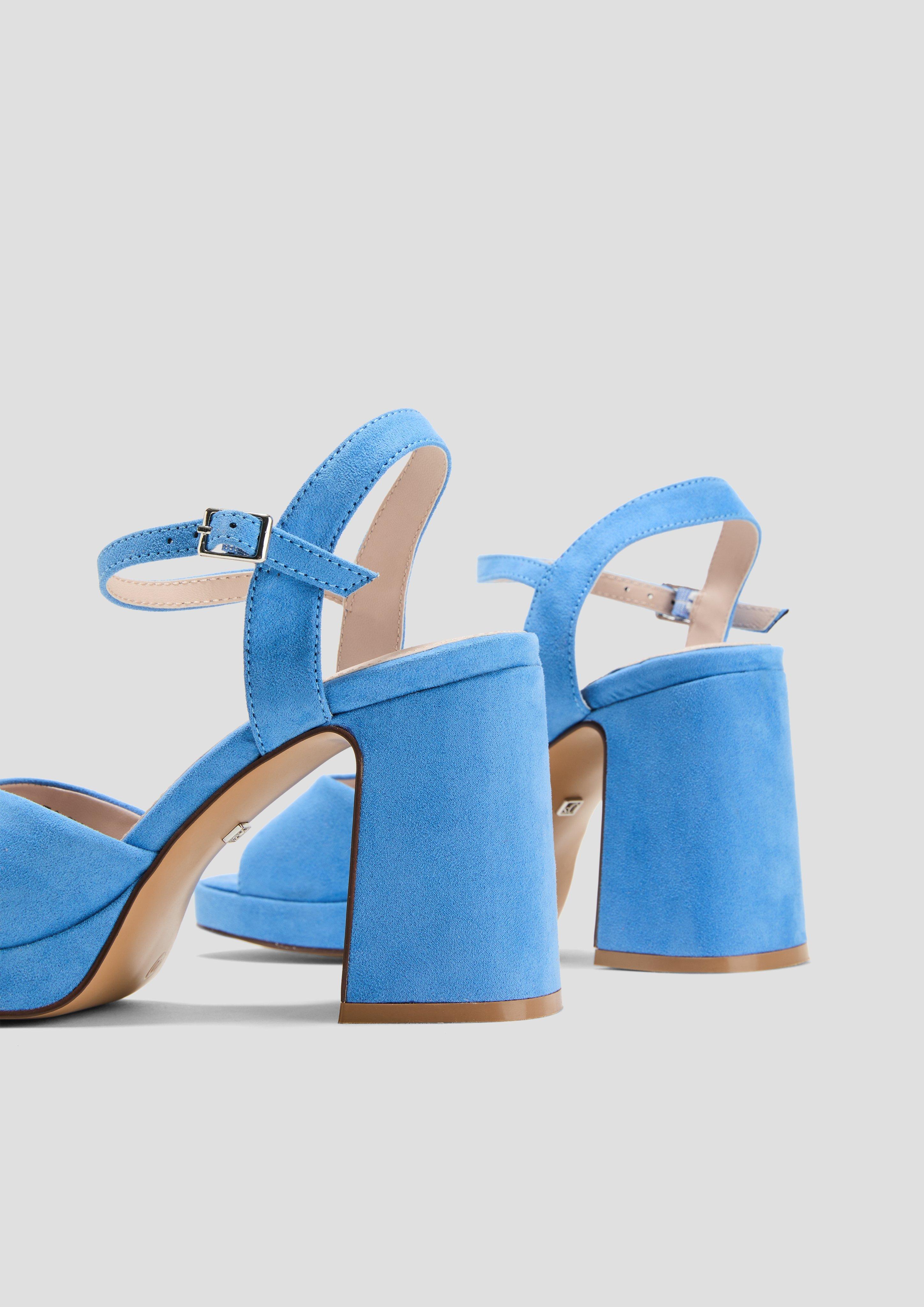 Sandalen in 800 & 512