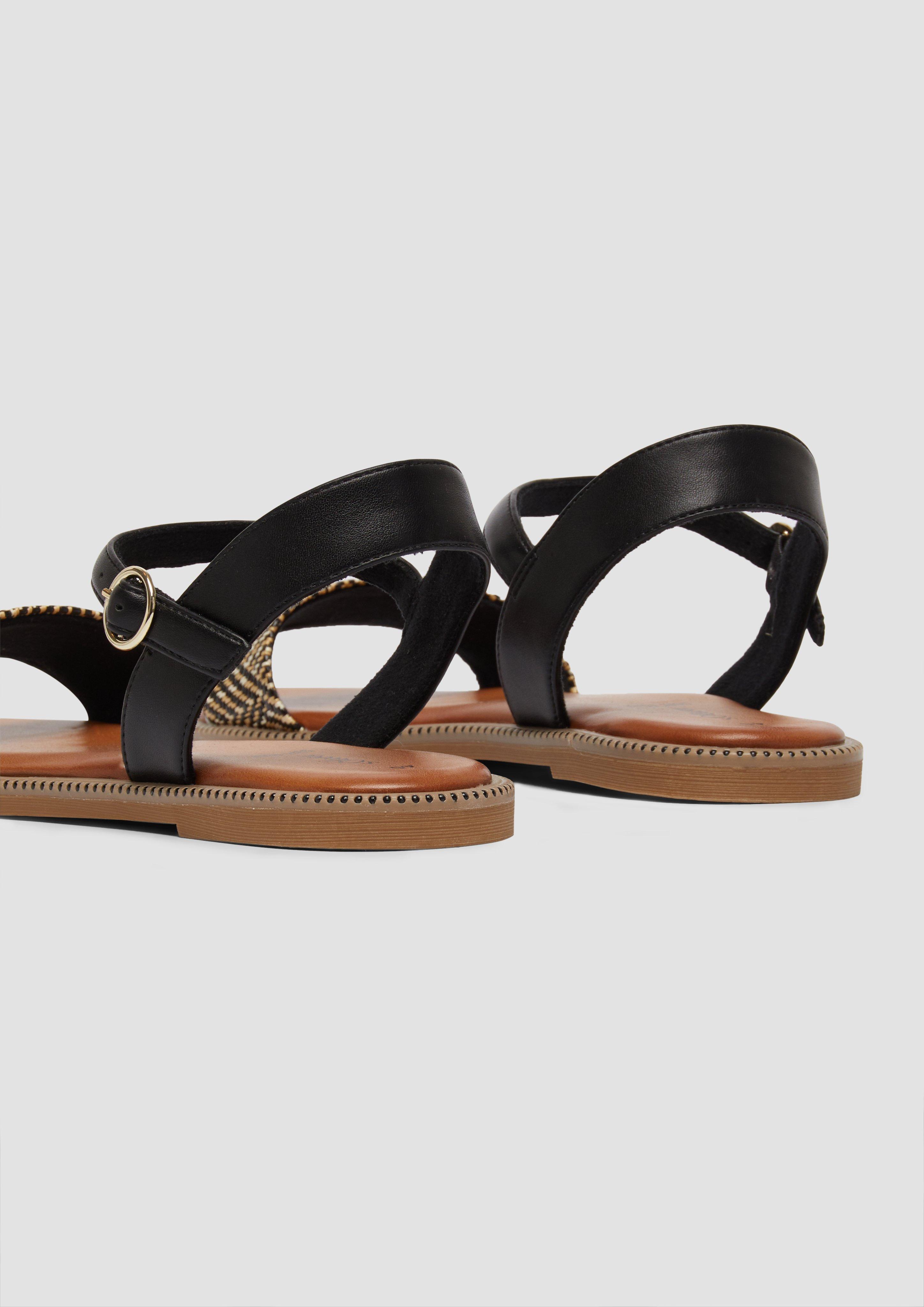 Sandalen in 001, 497, 532 & 907