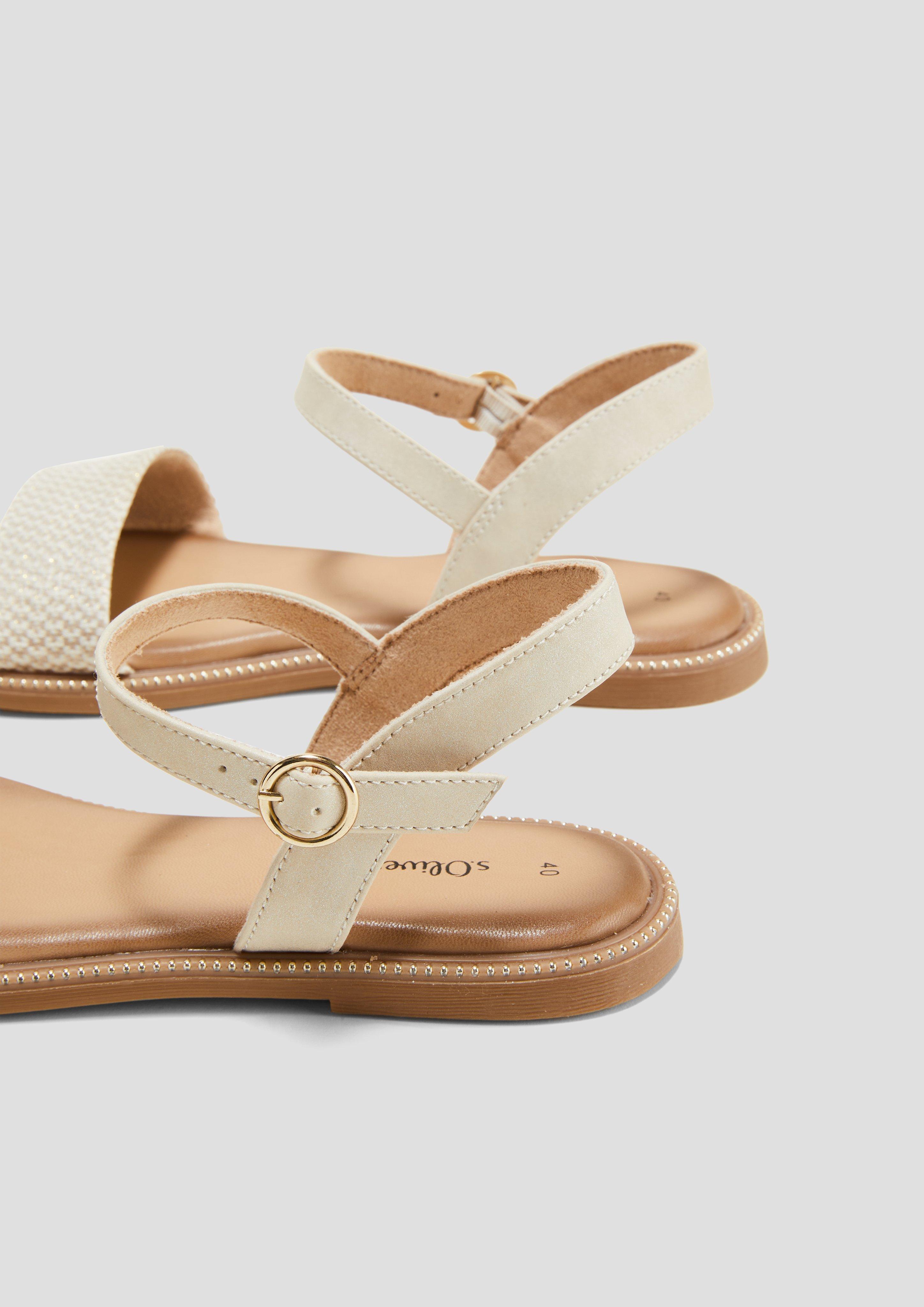 Sandalen in 410, 001, 497, 532 & 907