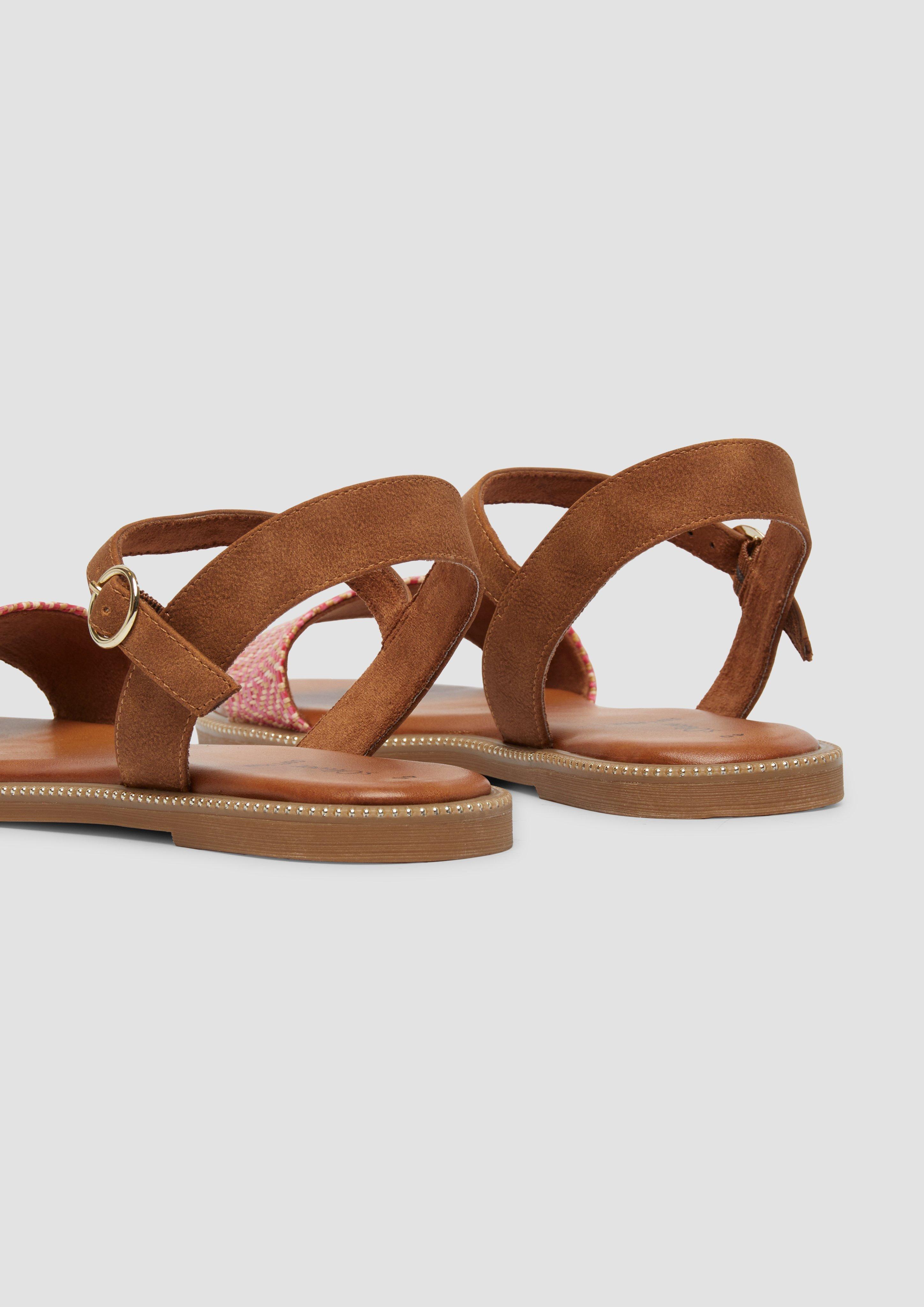 Sandalen in 532, 001, 497 & 907