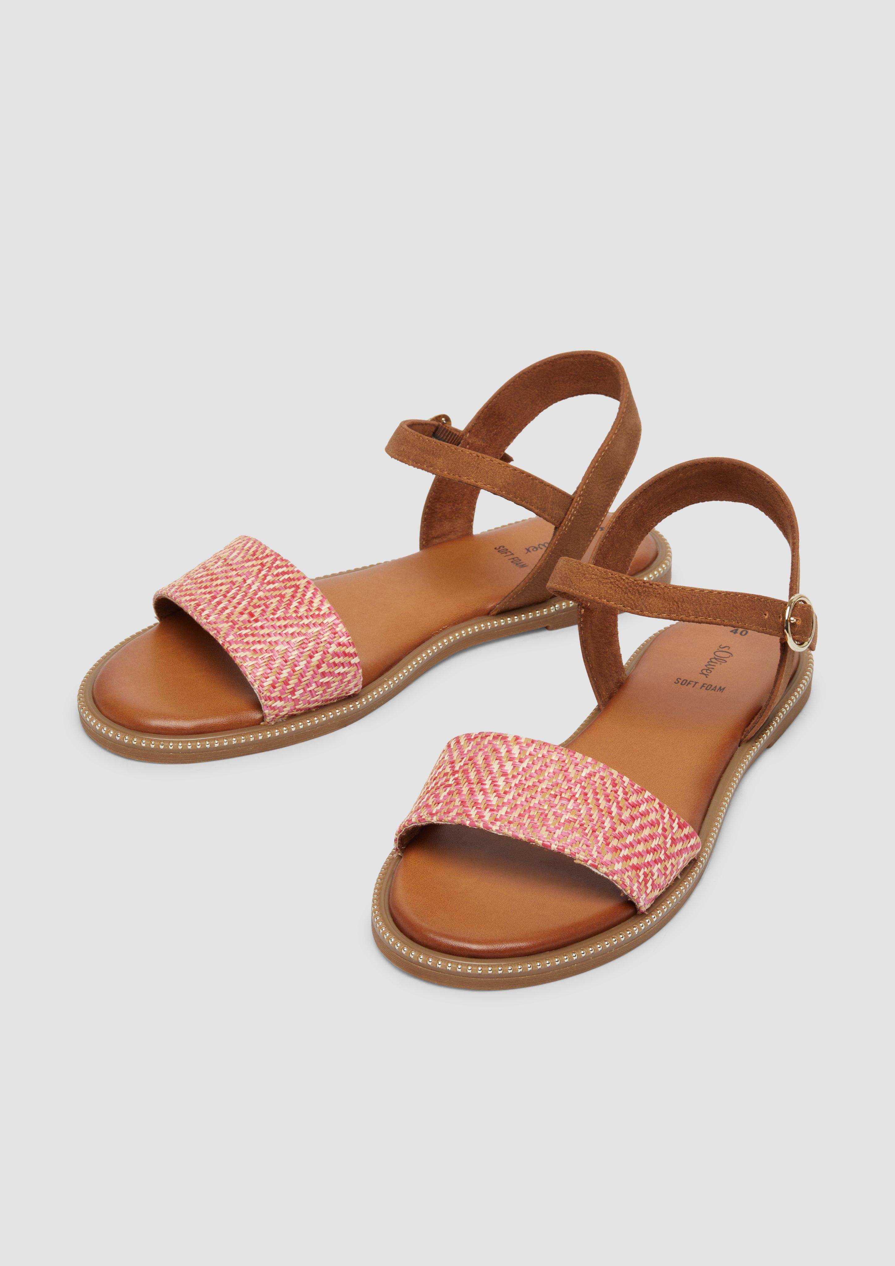 Sandalen in 532, 001, 497 & 907