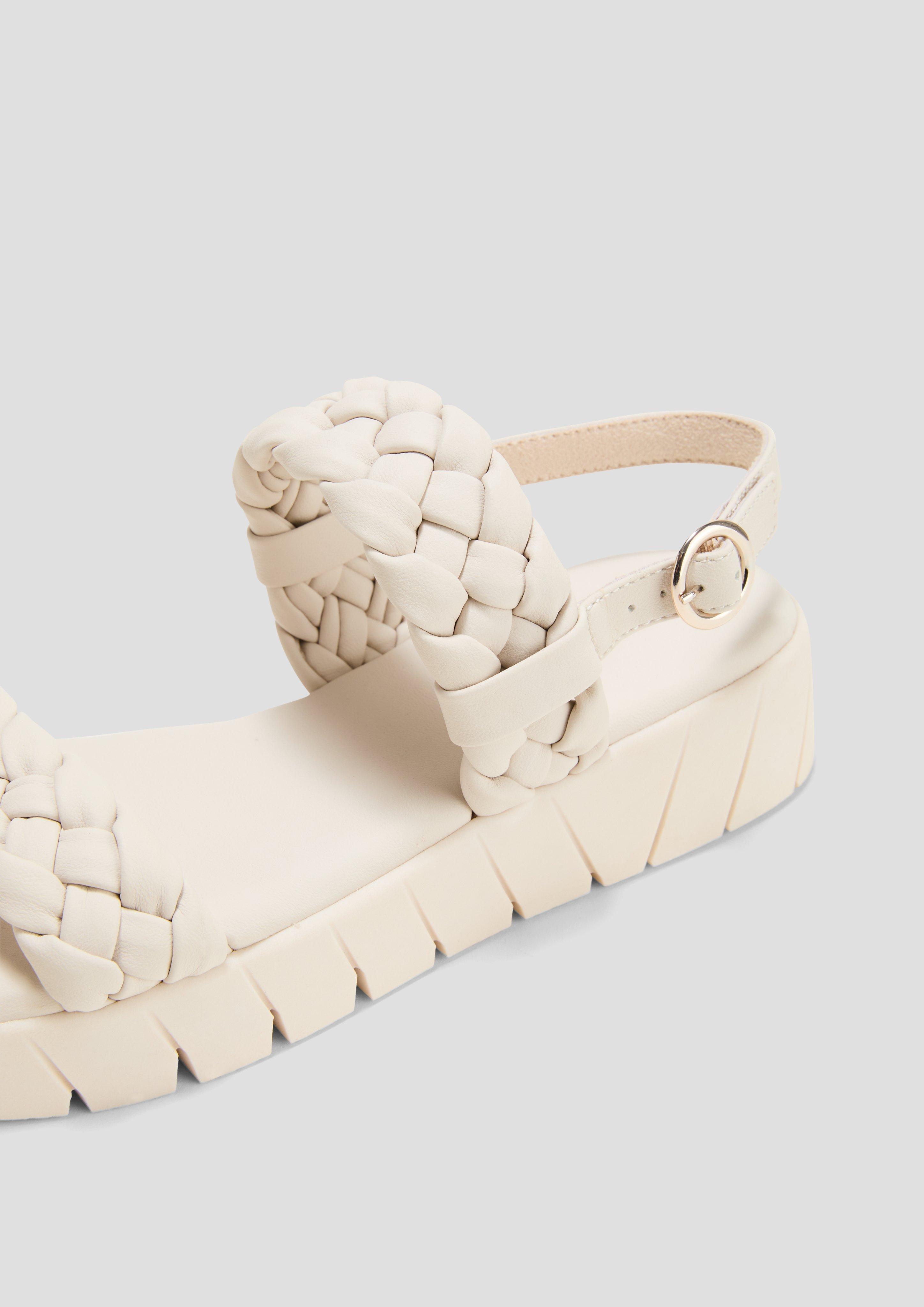 s.Oliver Sandalen mit Flecht-Detail und Dornschließe