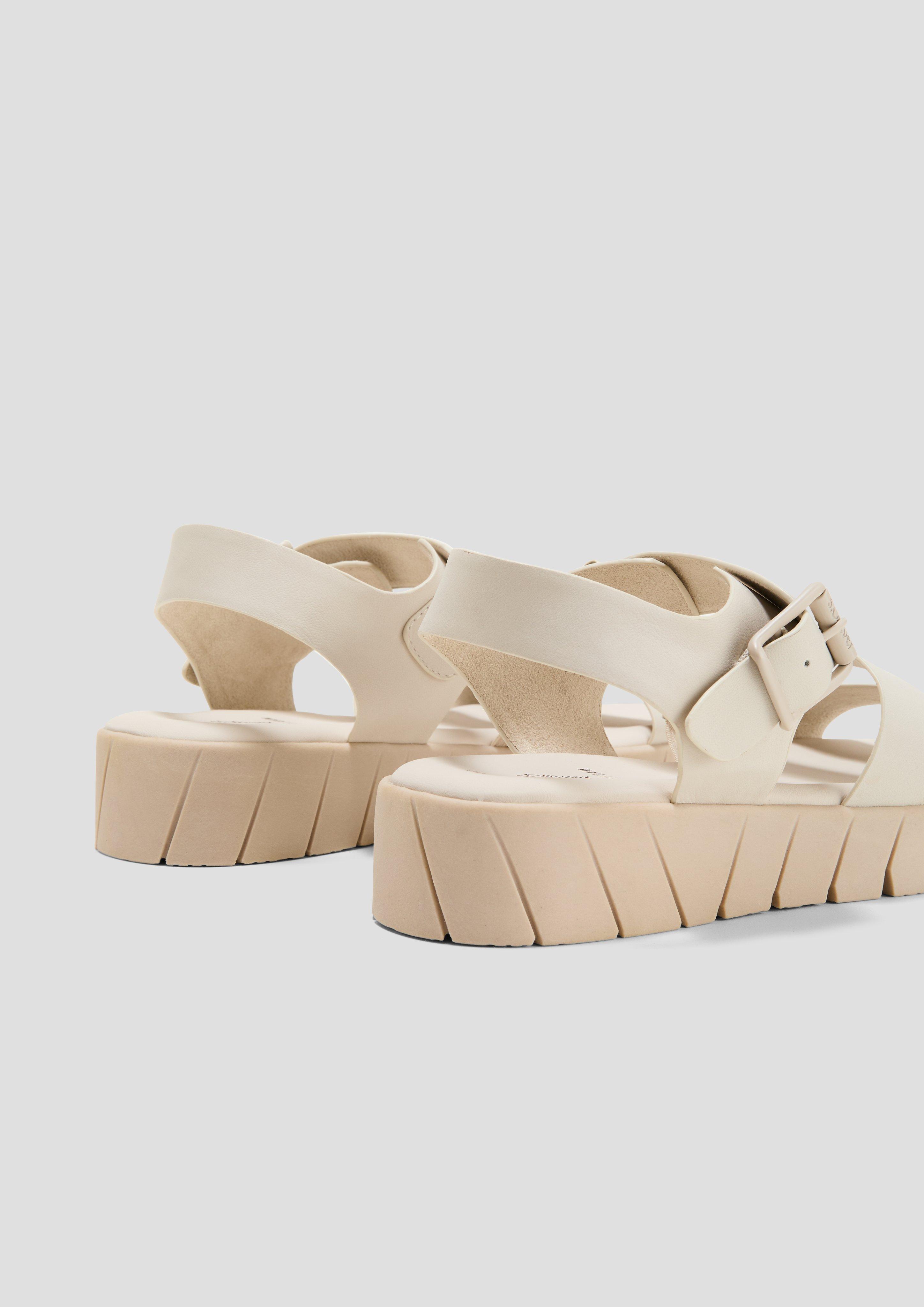 Sandali in 400, 001, 1A8 & 907