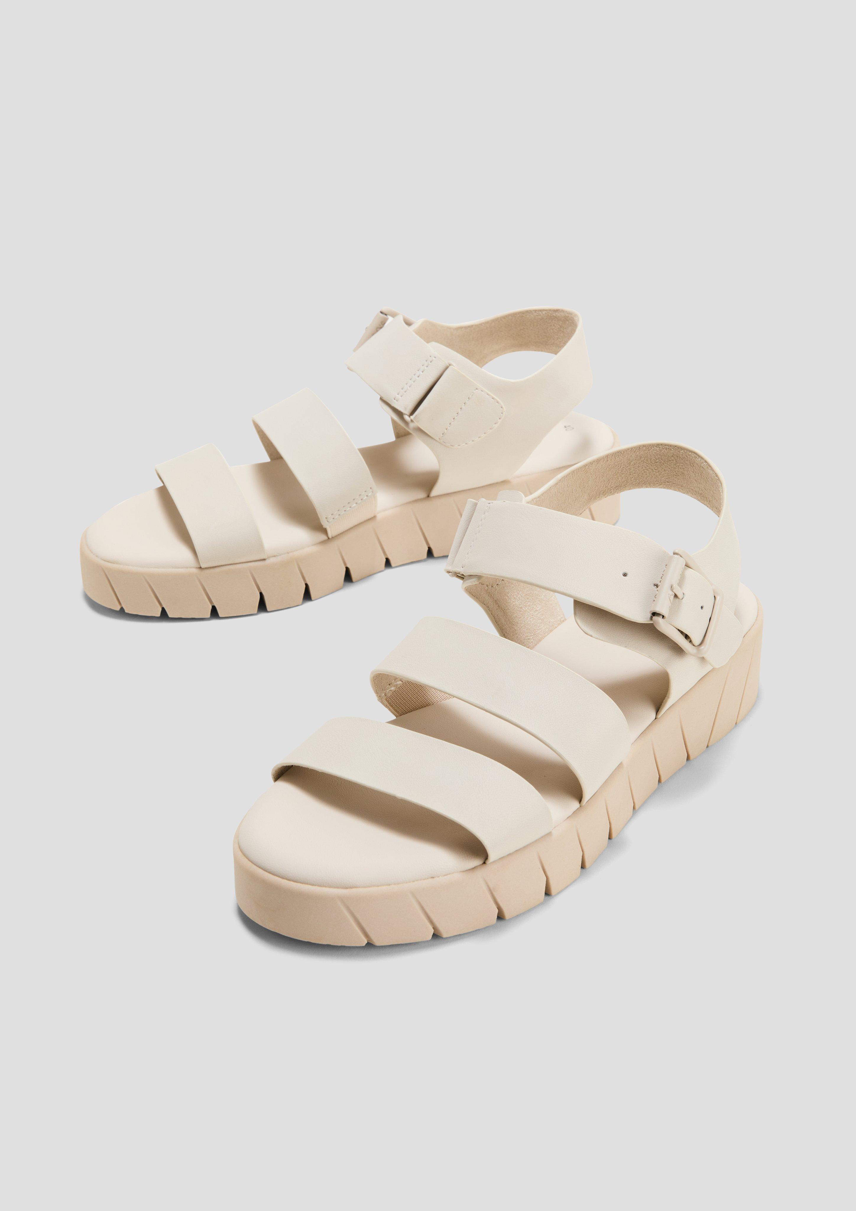 Sandali in 400, 001, 1A8 & 907