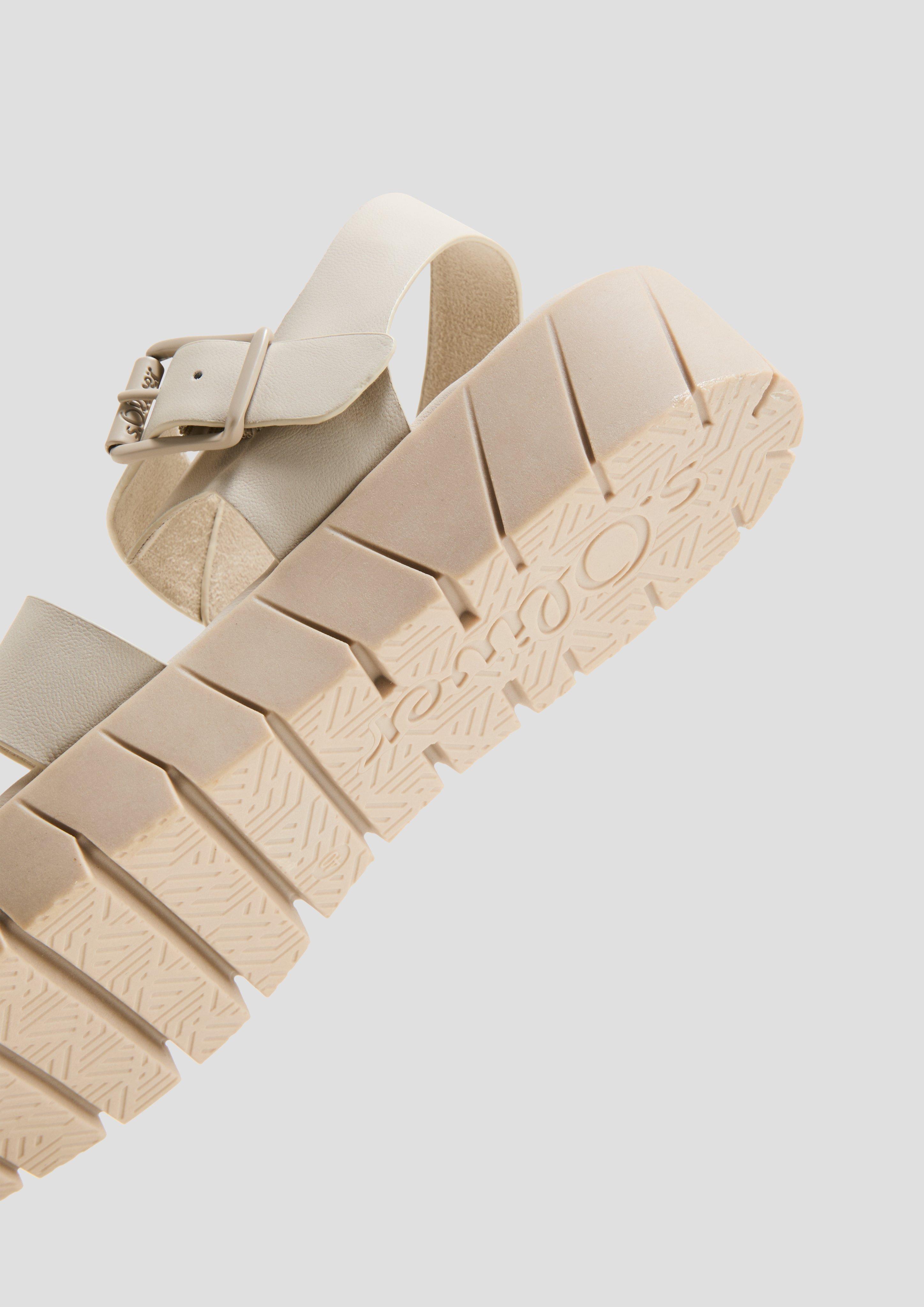 s.Oliver Sandalen aus Kunstleder