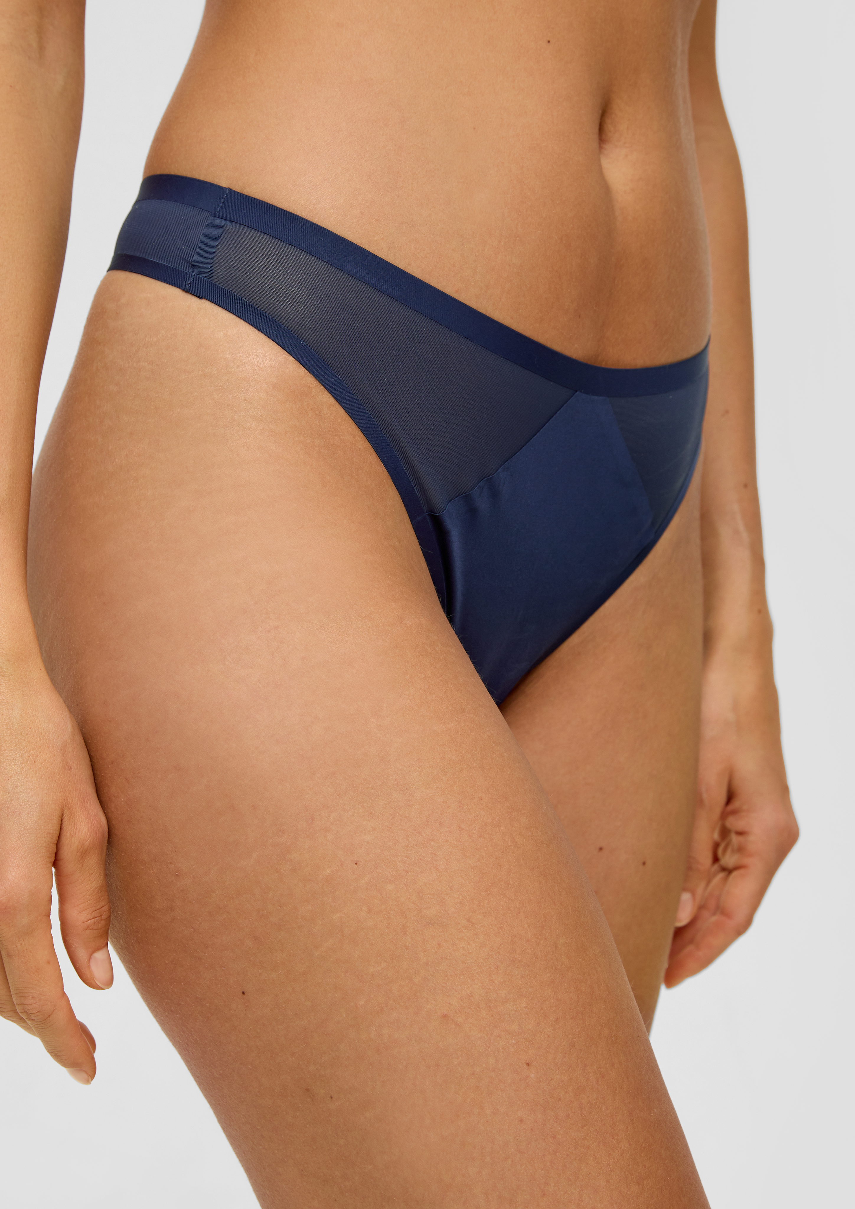 String in 5800, 4900, 642 & 1245