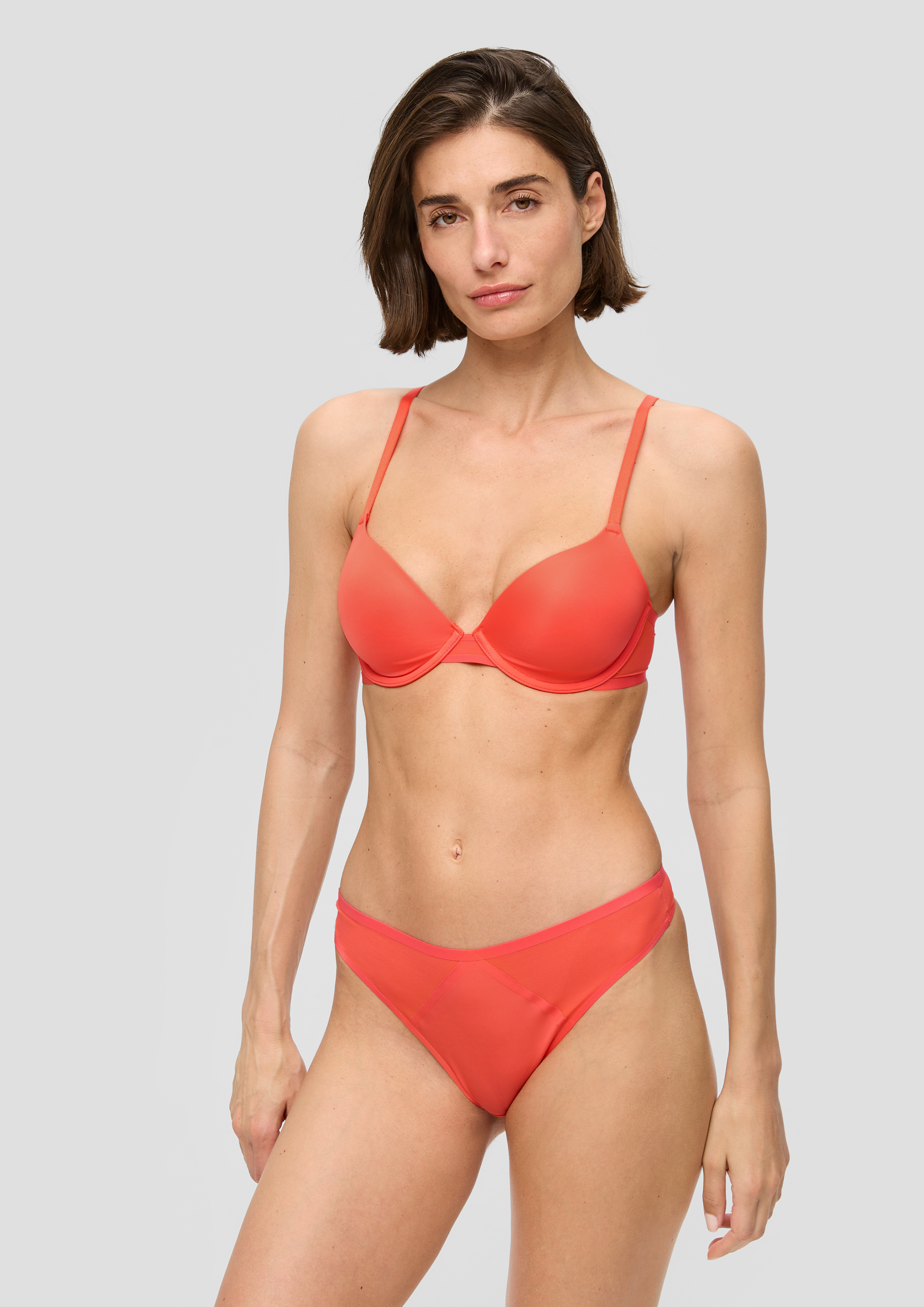 String in 642, 4900, 5800 & 1245