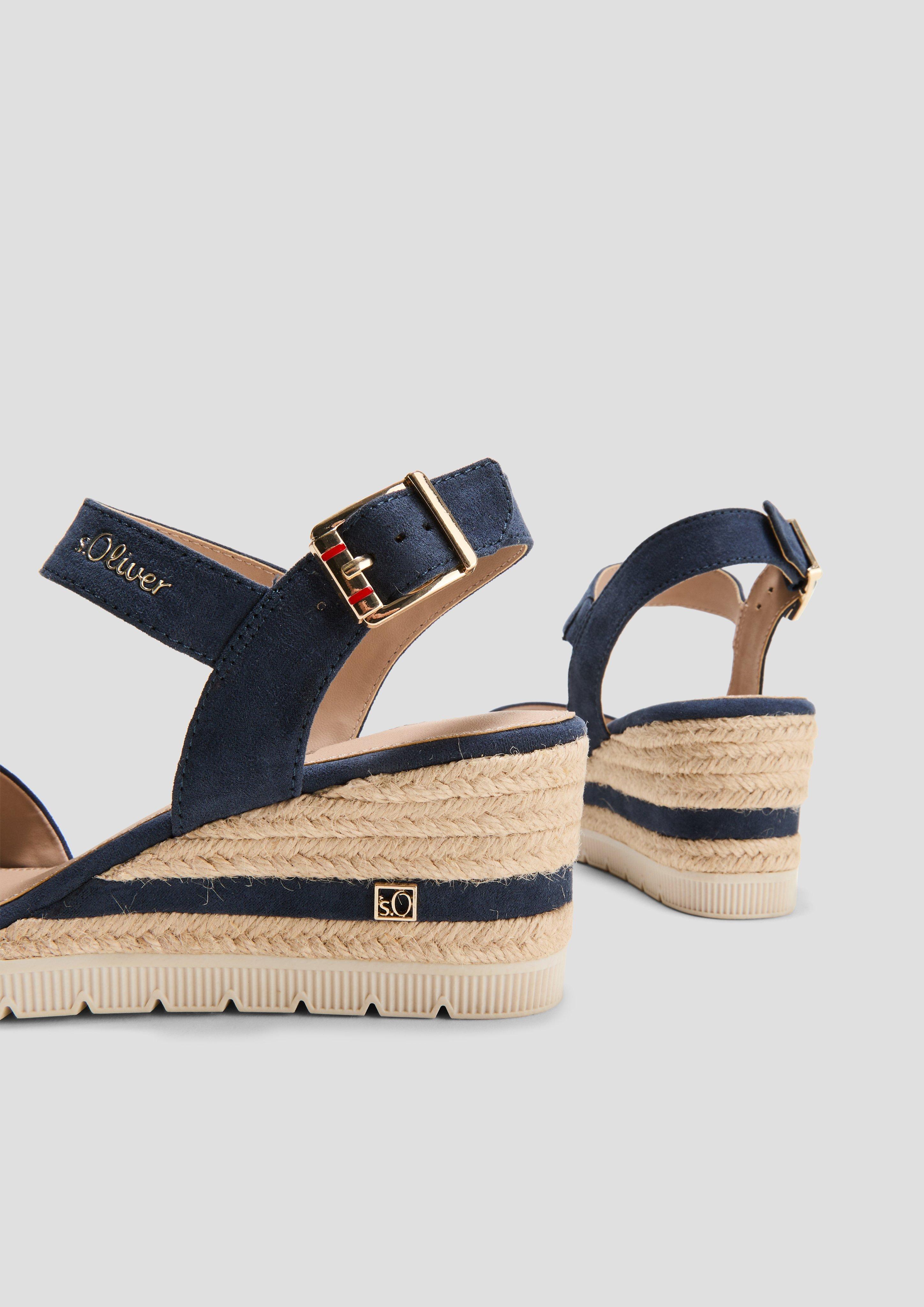 s.Oliver Sandalen mit Logo-Details und Dornschließe