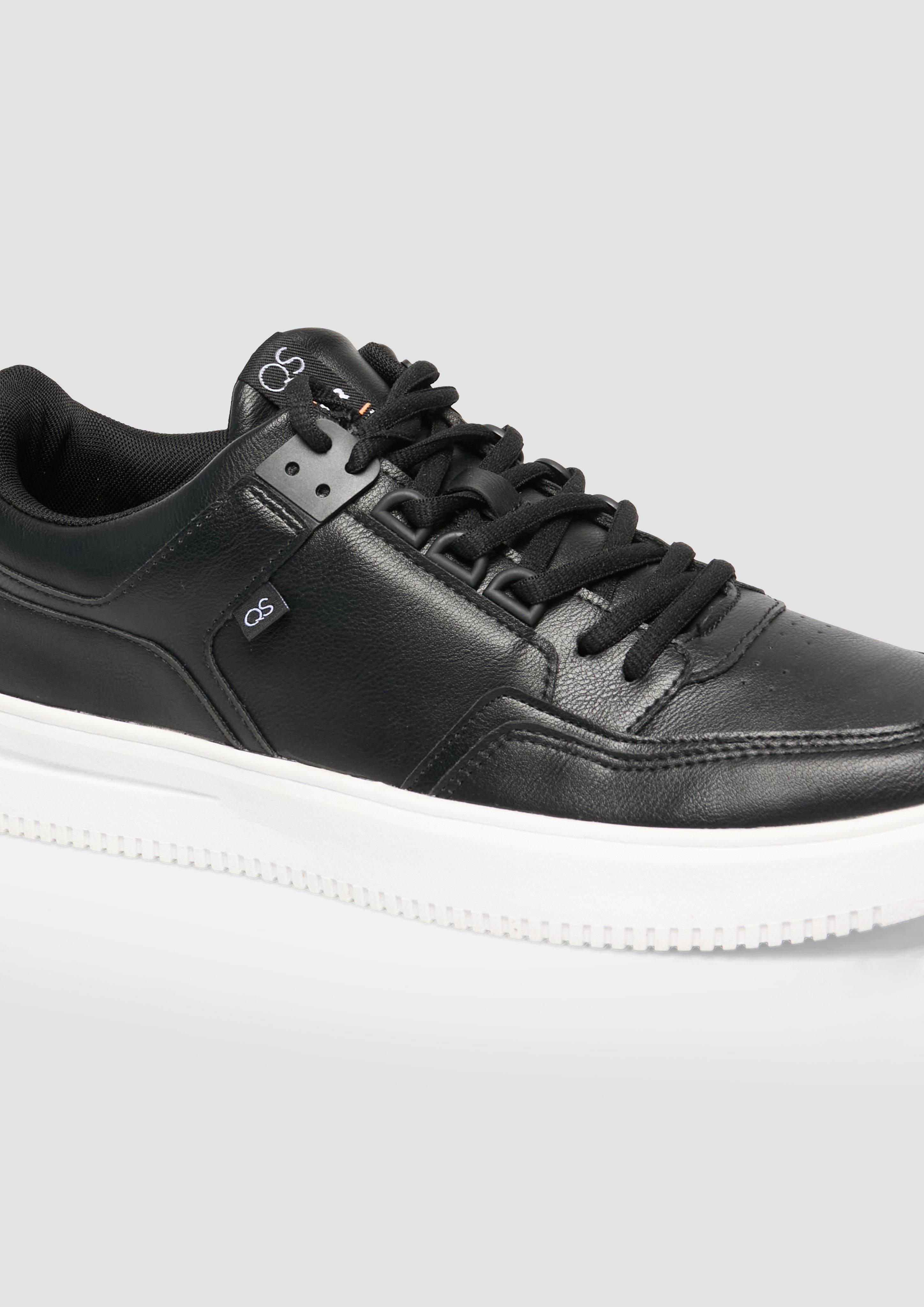 Schnürer in 001 & 100