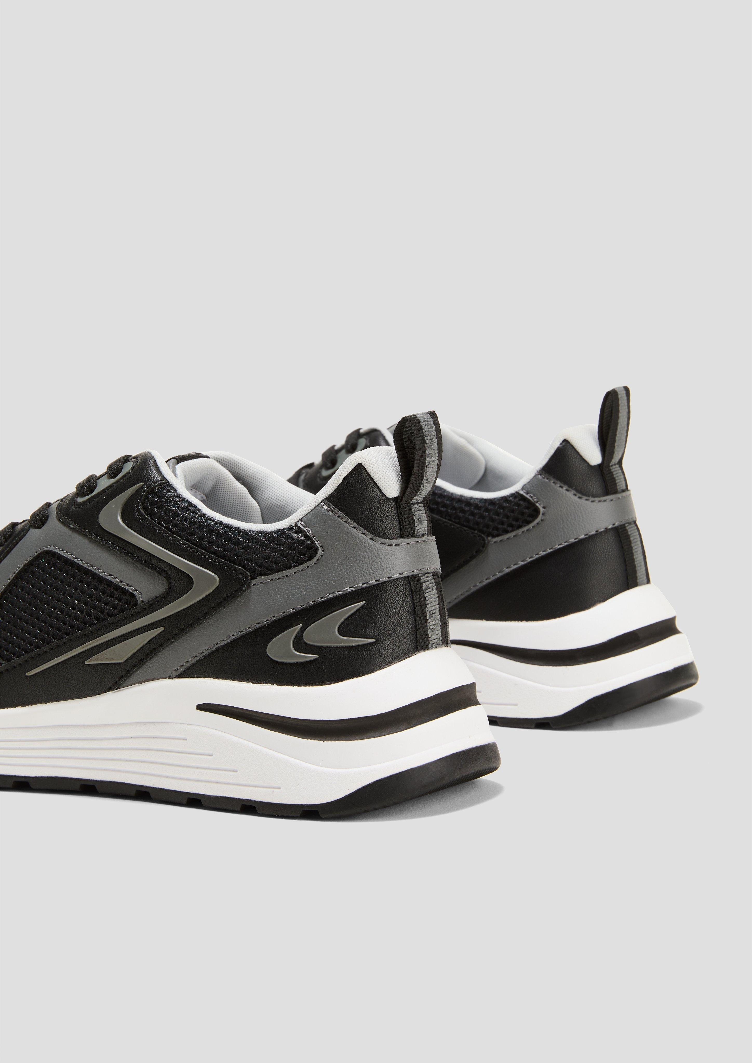 Schnürer in 098, 110 & 219