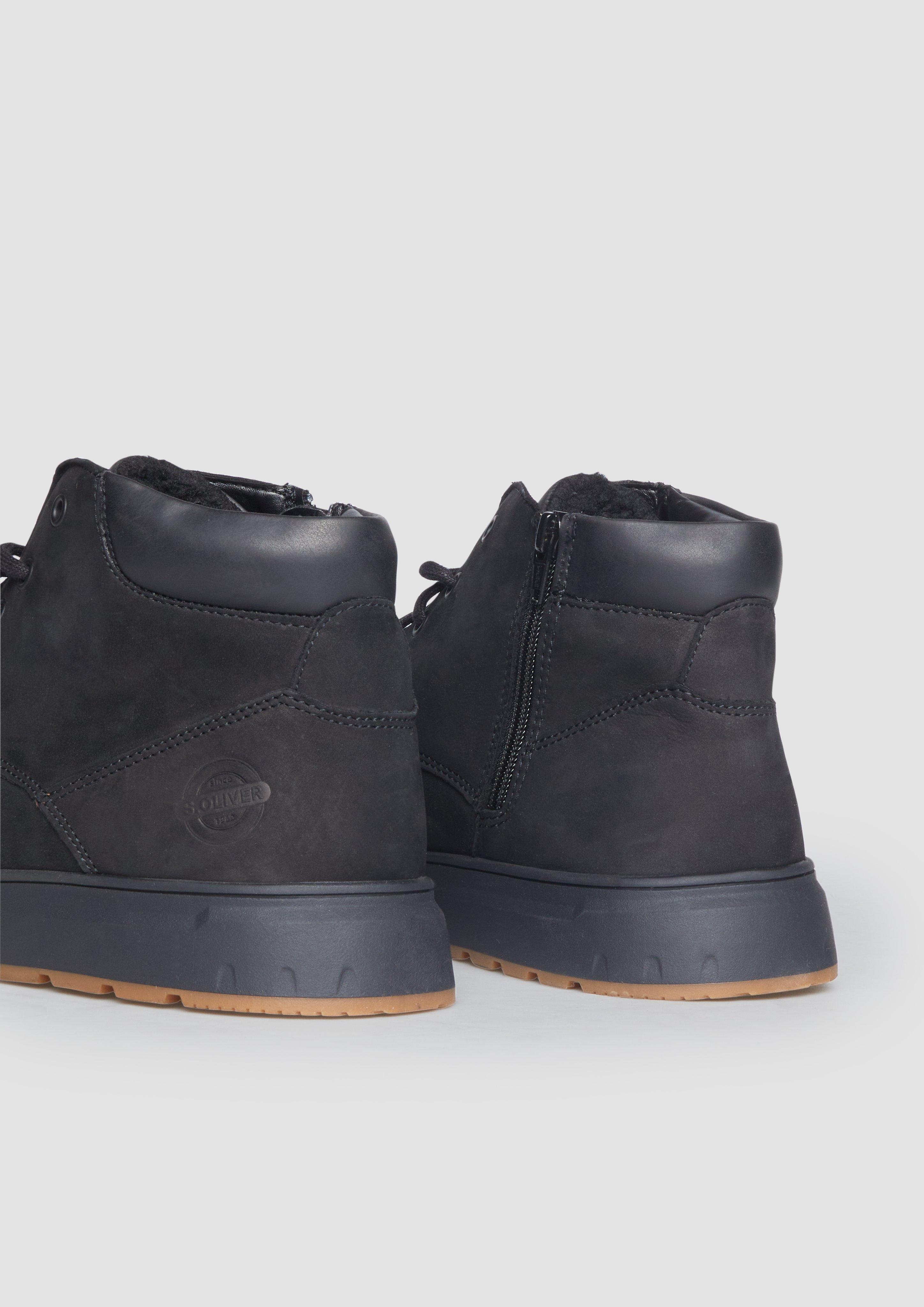 Škornji in 001, 701 & 305