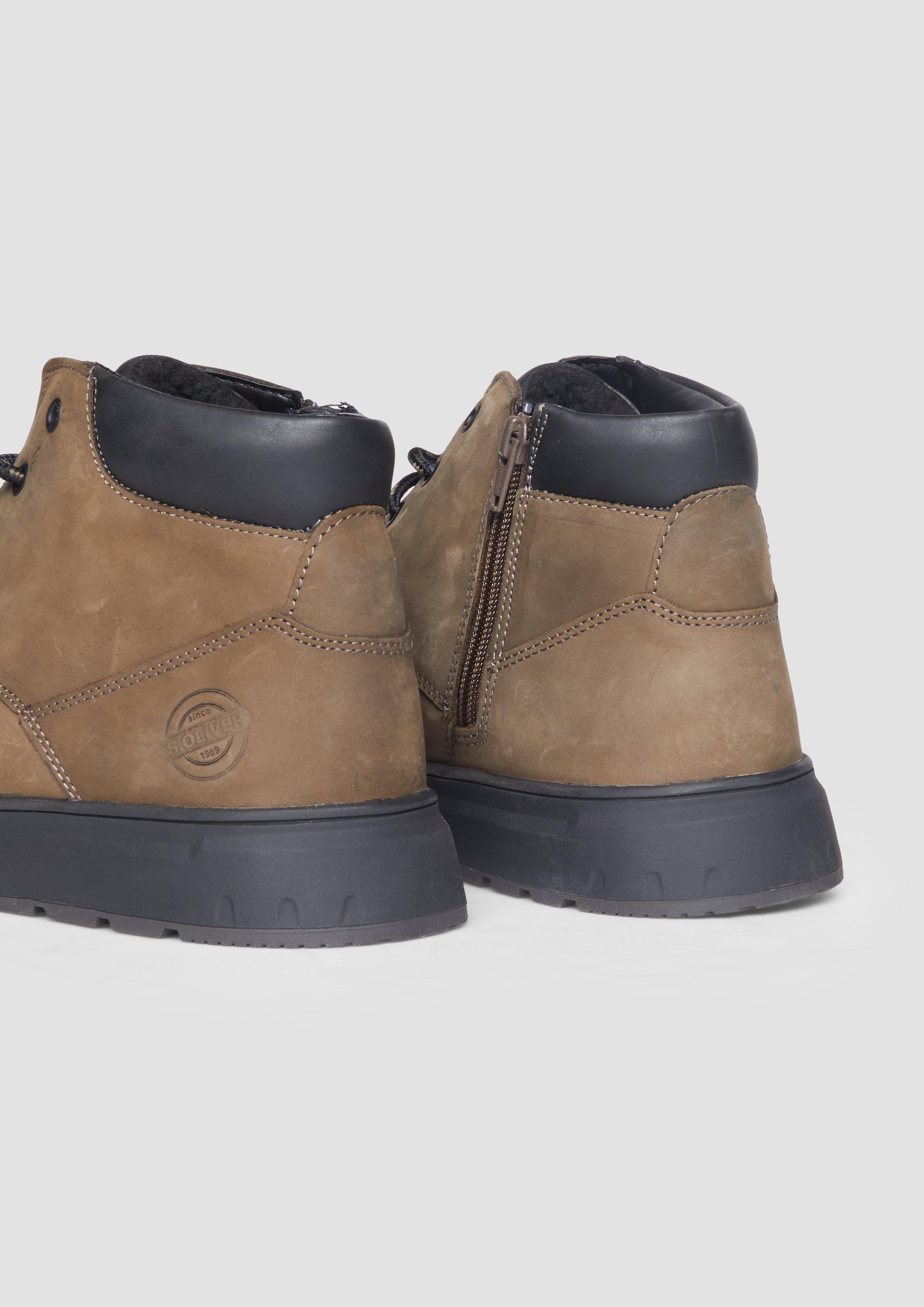 Škornji in 701, 001 & 305