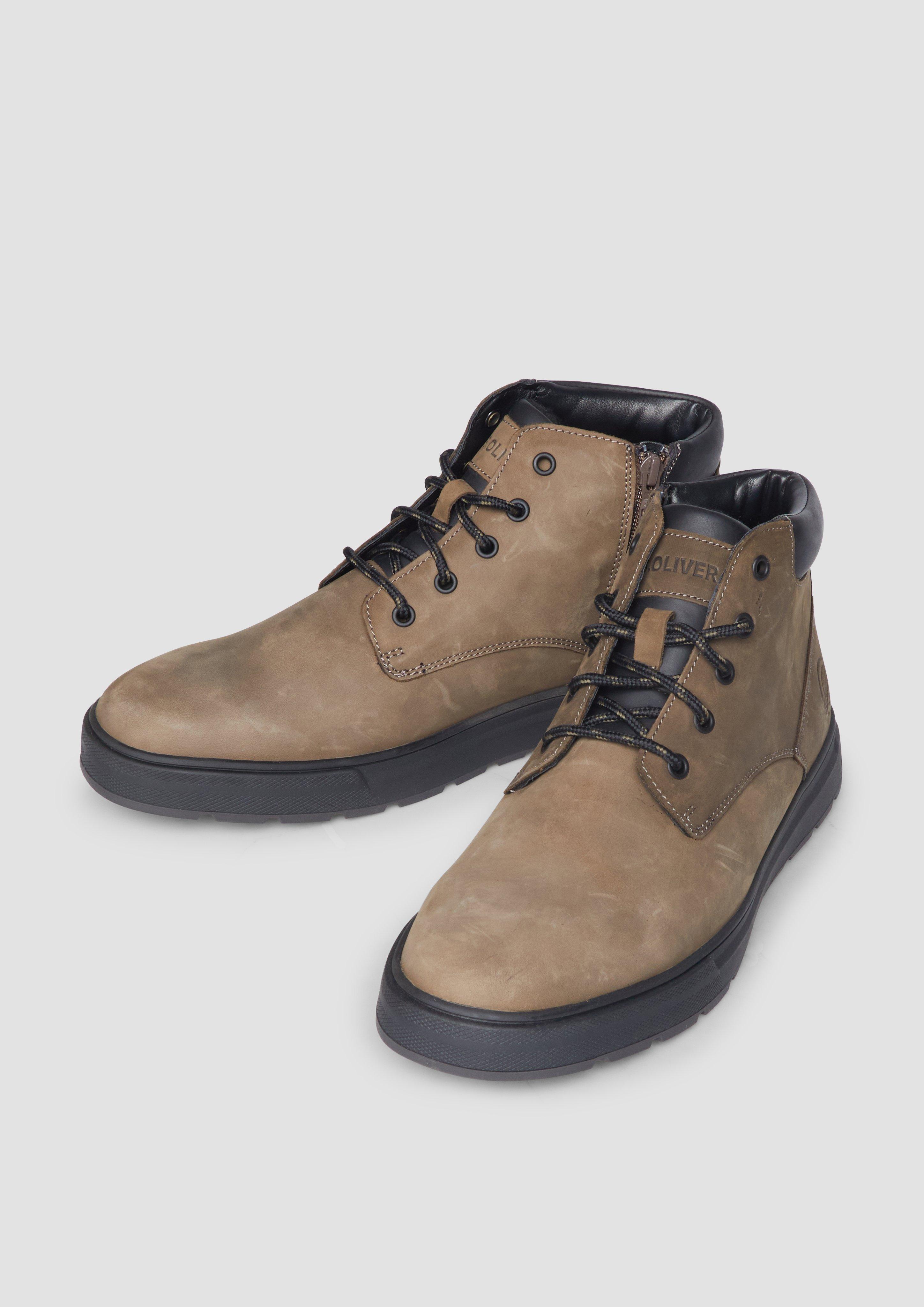 Škornji in 701, 001 & 305