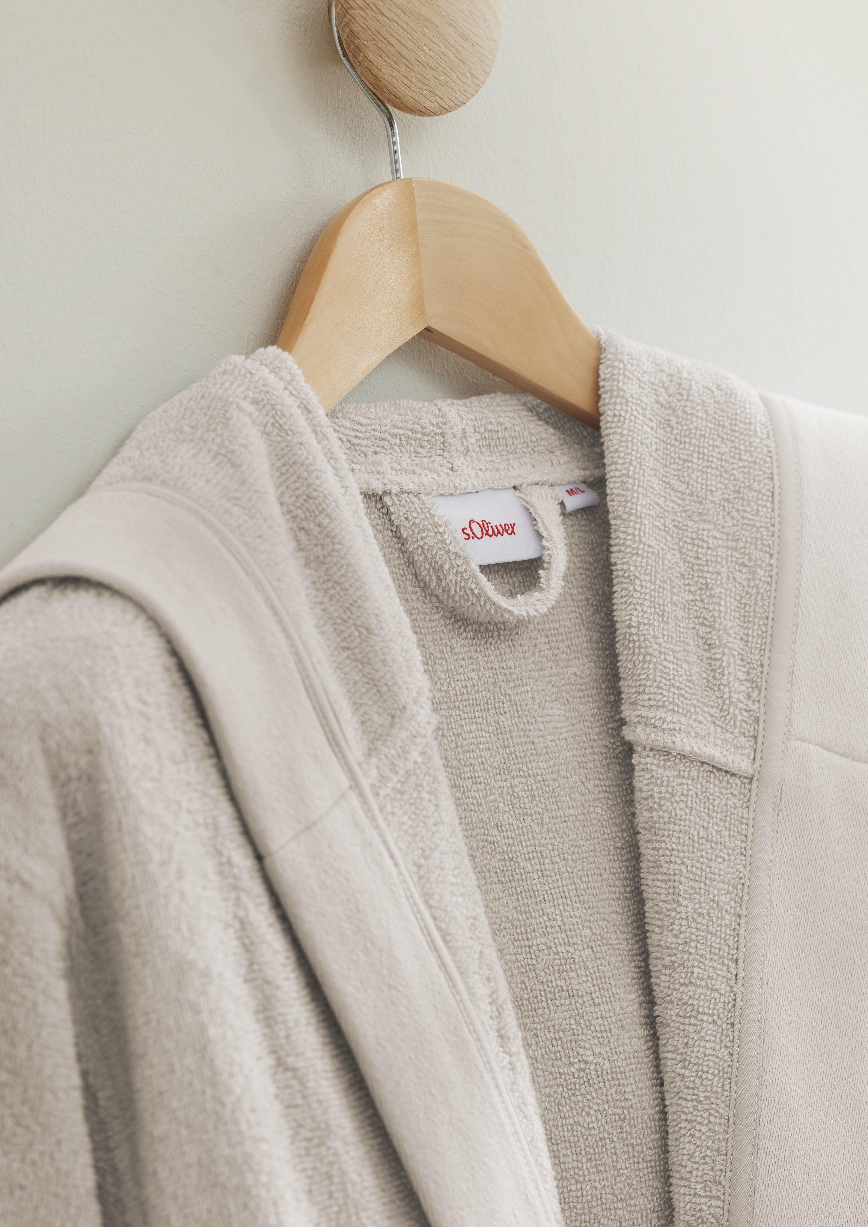 Frottierbademantel in 350 & 850