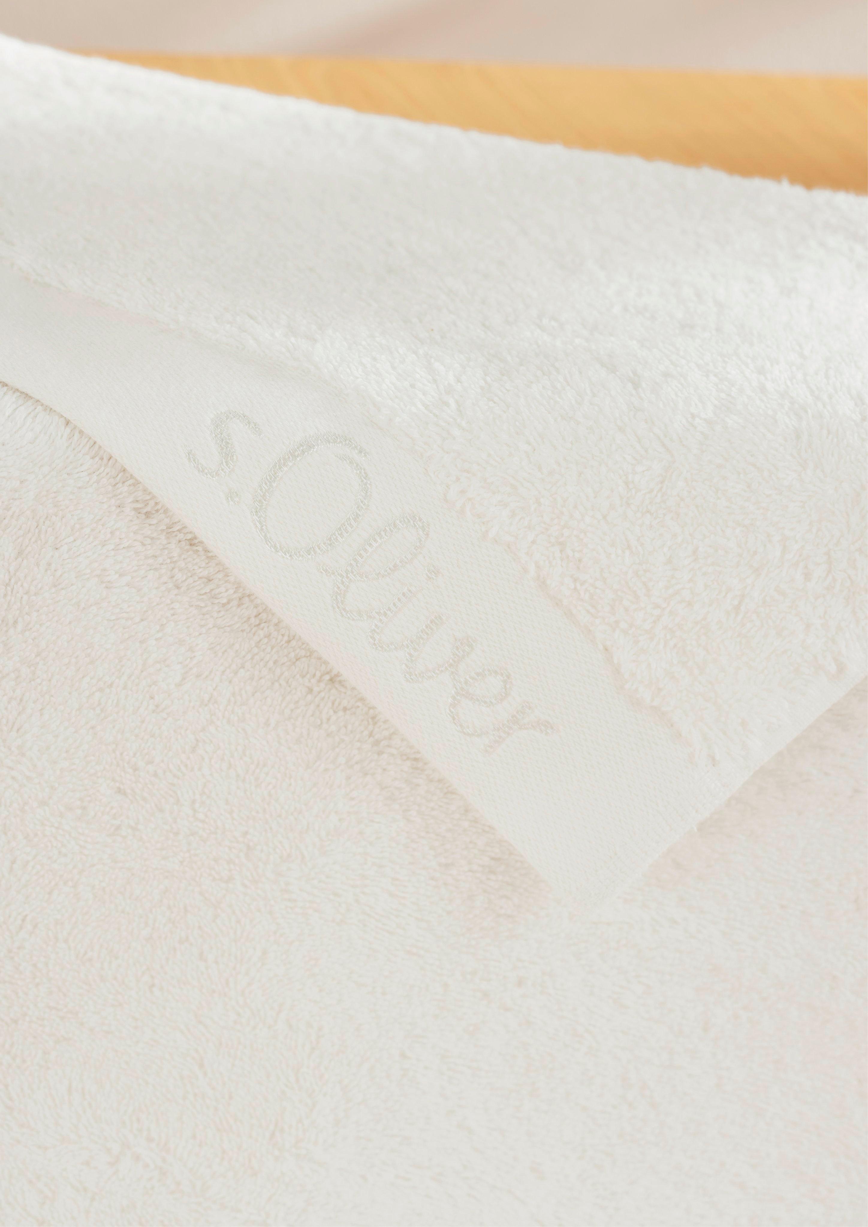 Serviette in 300, 350, 800, 400, 850, 750, 550, 200, 380, 900, 500, 700, 600, 650, 880, 440, 660, 330 & 770