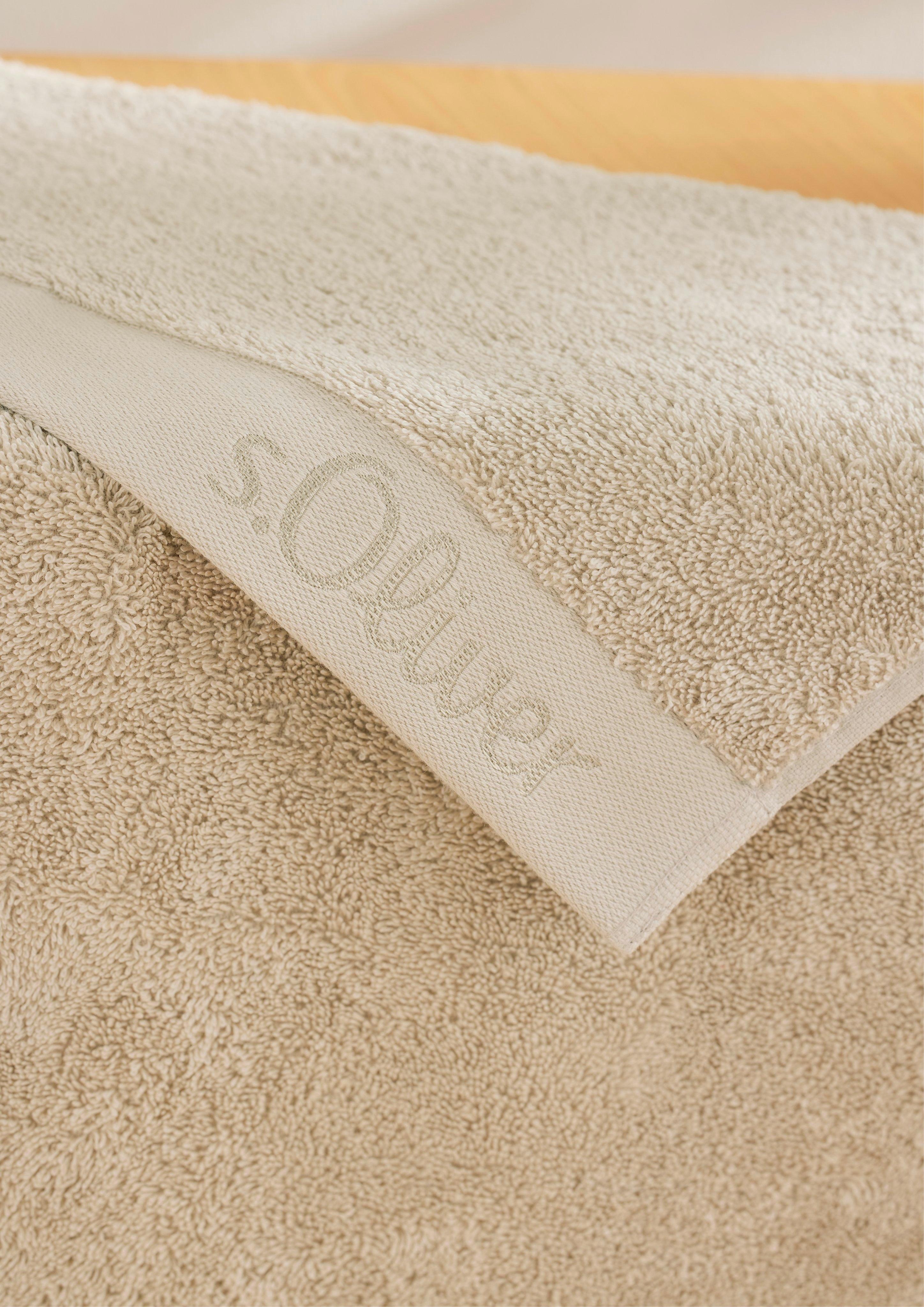 Serviette in 350, 800, 400, 850, 750, 550, 200, 380, 900, 500, 700, 600, 650, 880, 300, 440, 660, 330 & 770