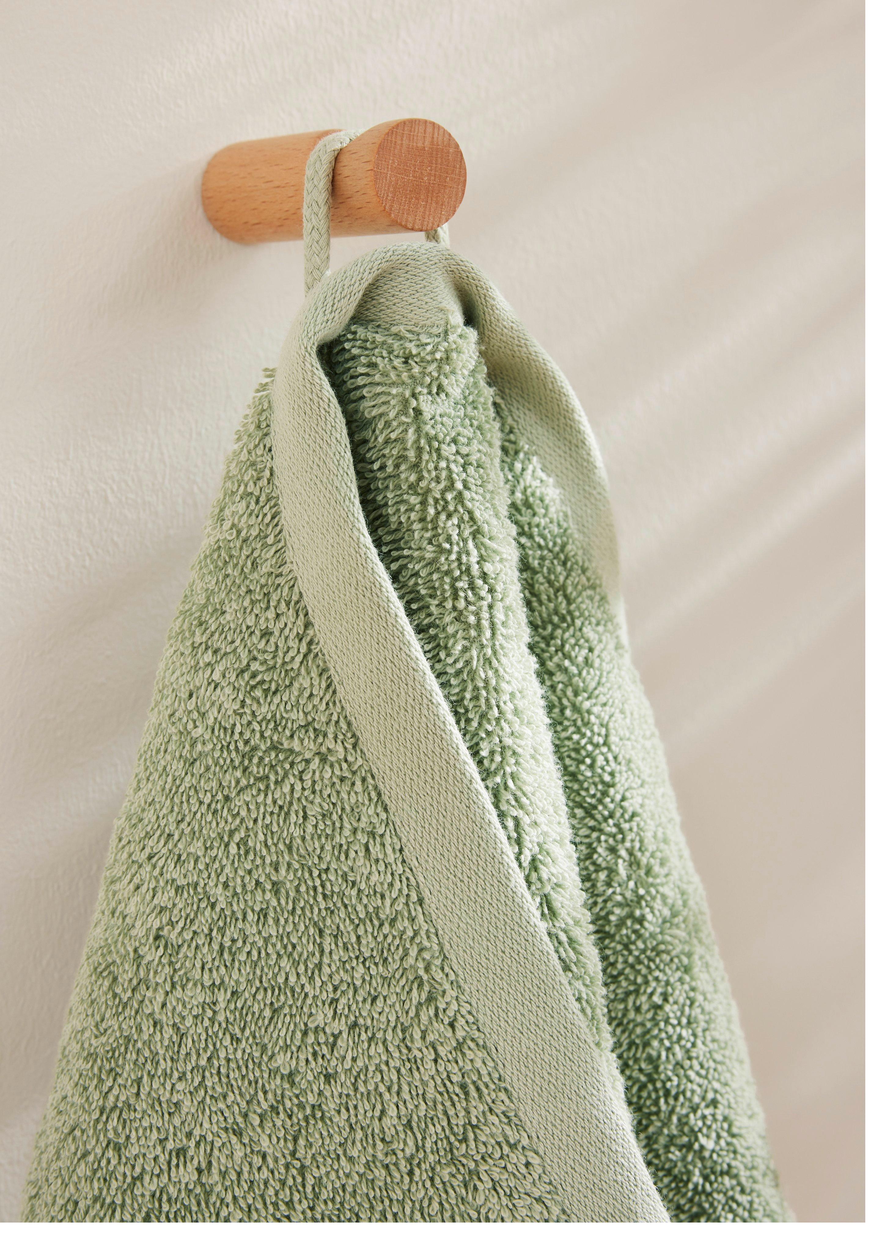 Serviette in 750, 350, 800, 400, 850, 550, 200, 380, 900, 500, 700, 600, 650, 880, 300, 440, 660, 330 & 770