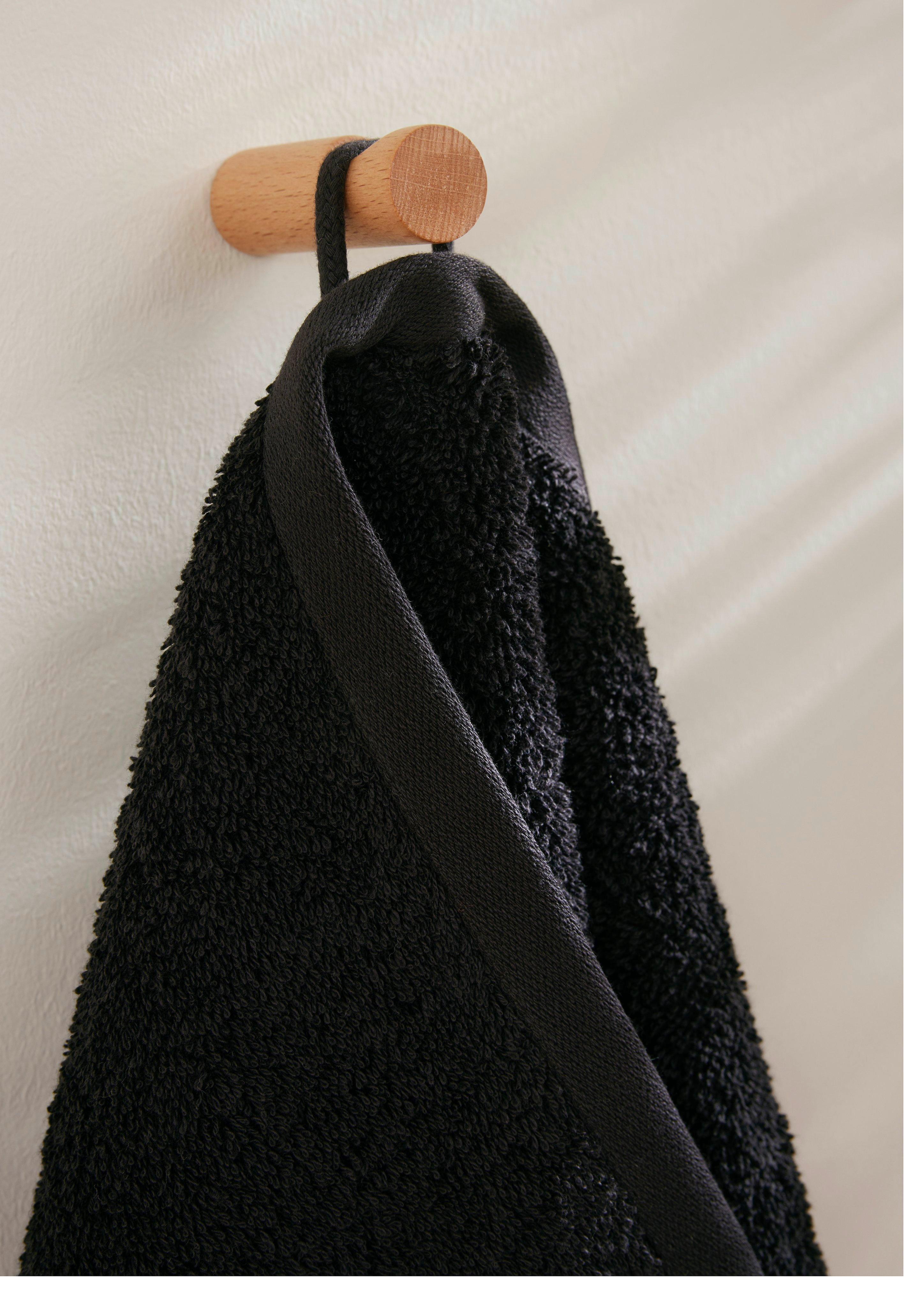 Serviette in 880, 350, 800, 400, 850, 750, 550, 200, 380, 900, 500, 700, 600, 650, 300, 440, 660, 330 & 770