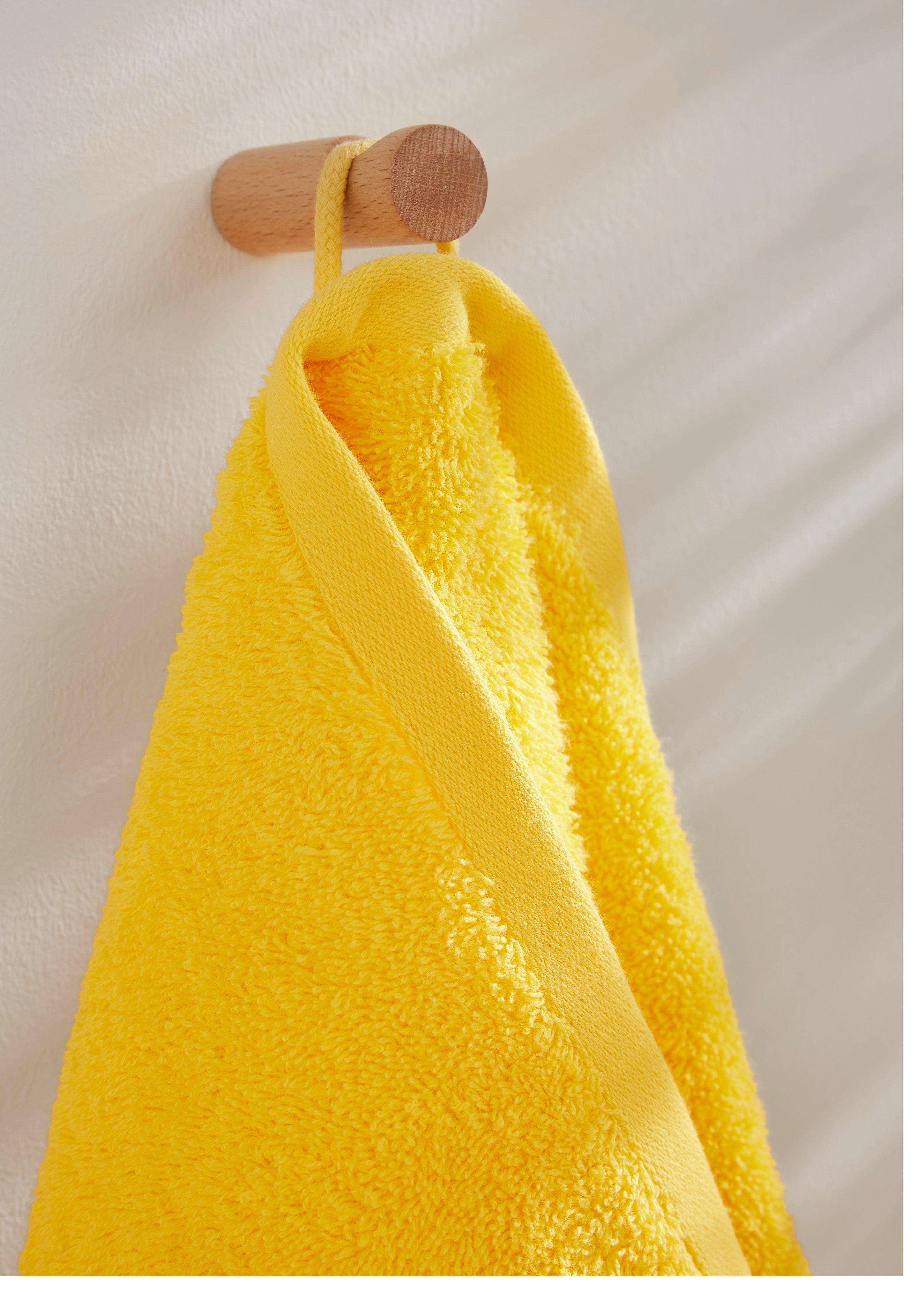 Serviette in 900, 350, 800, 400, 850, 750, 550, 200, 380, 500, 700, 600, 650, 880, 300, 440, 660, 330 & 770