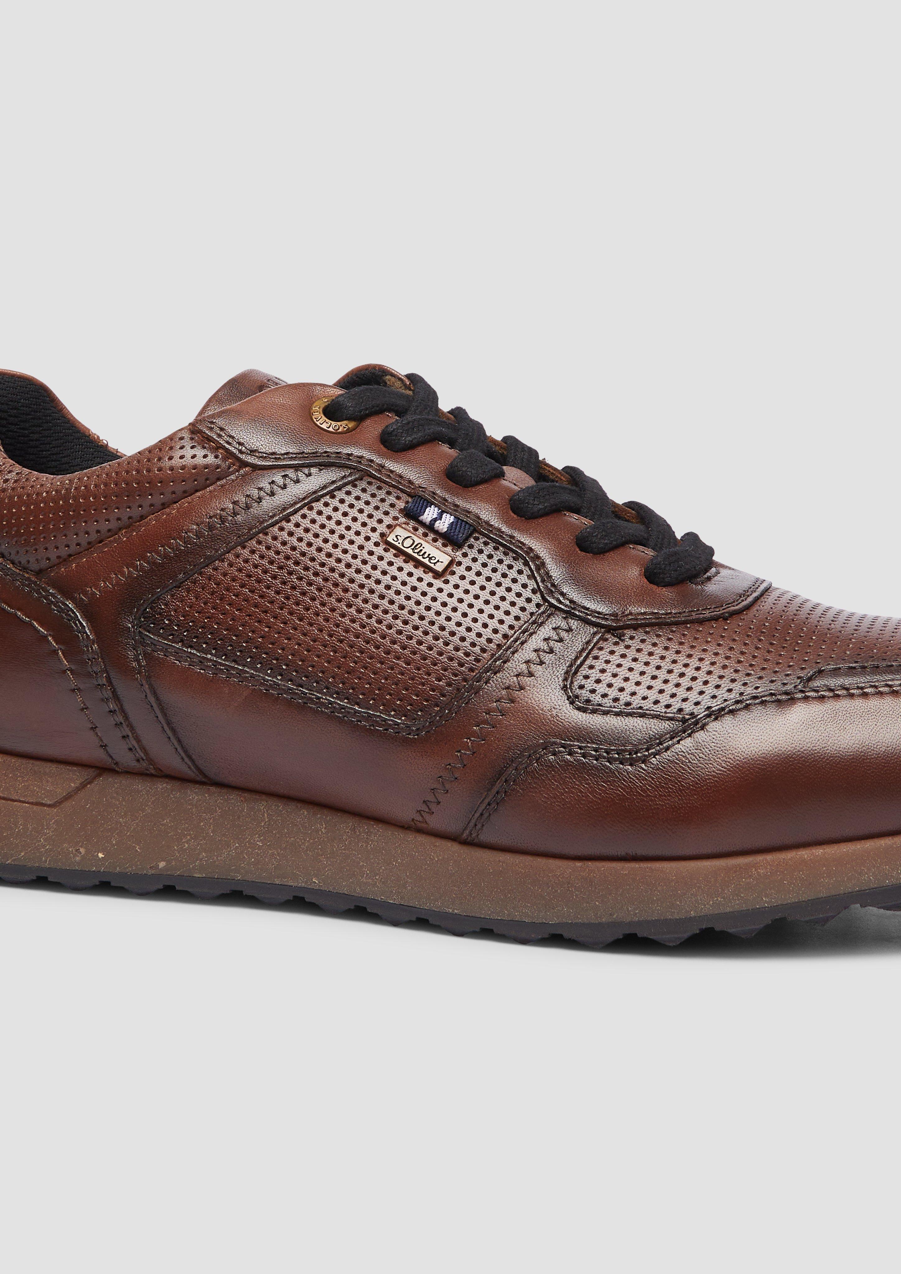 Souliers à lacets in 307 & 805