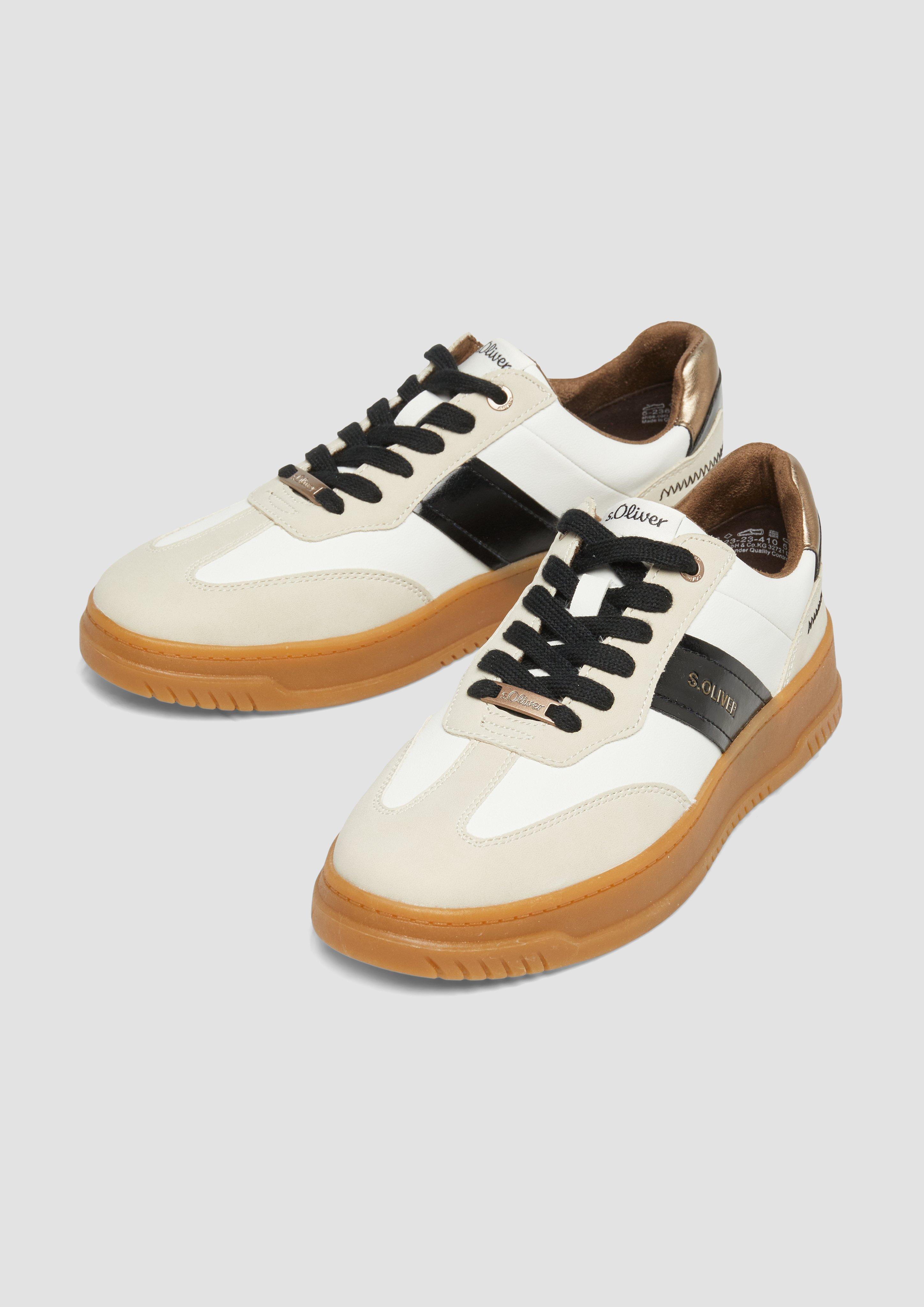 Veterschoenen in 410, 639, 098, 830, 468 & 01A