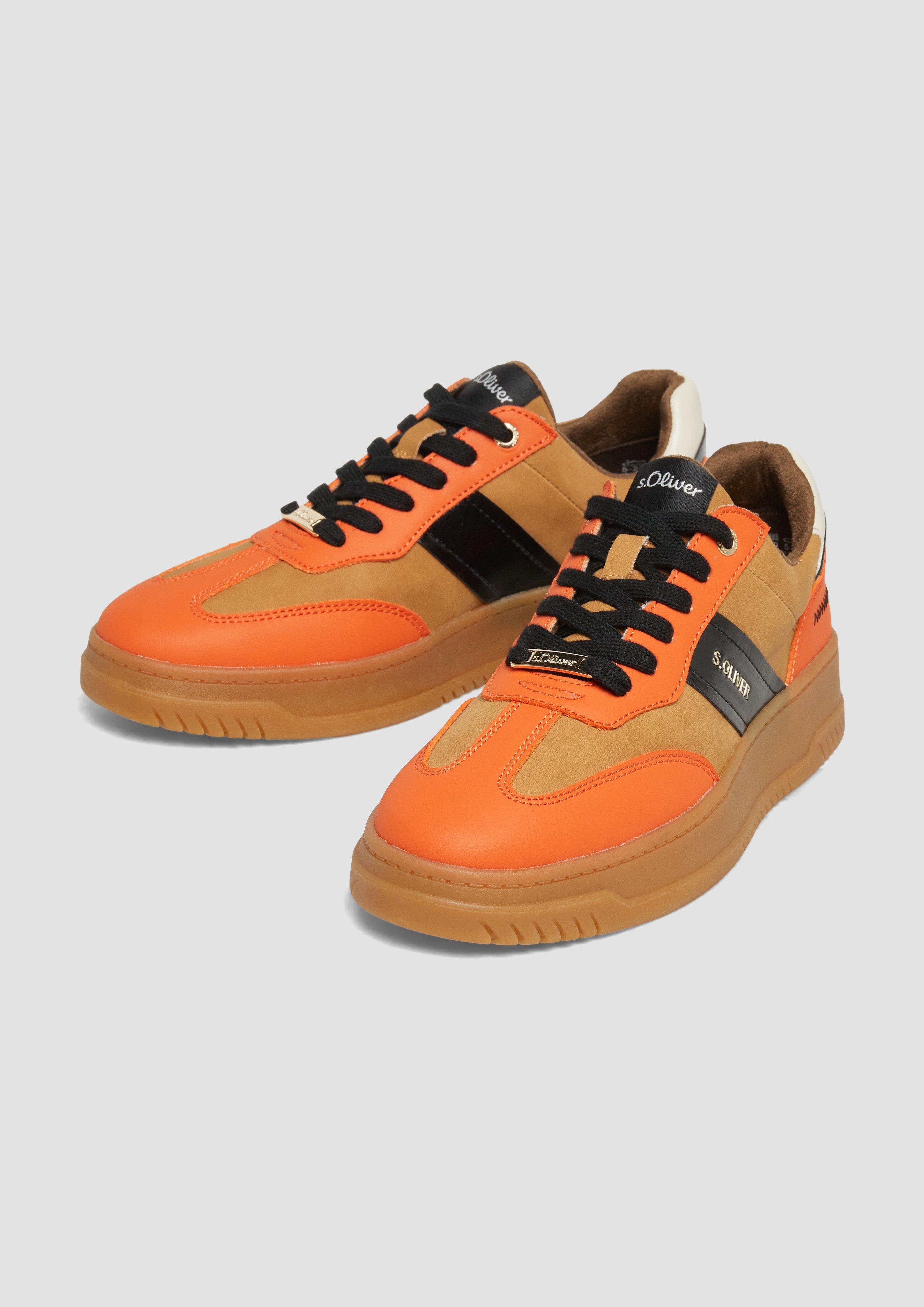 Schnürer in 639, 098, 410, 830, 468 & 01A