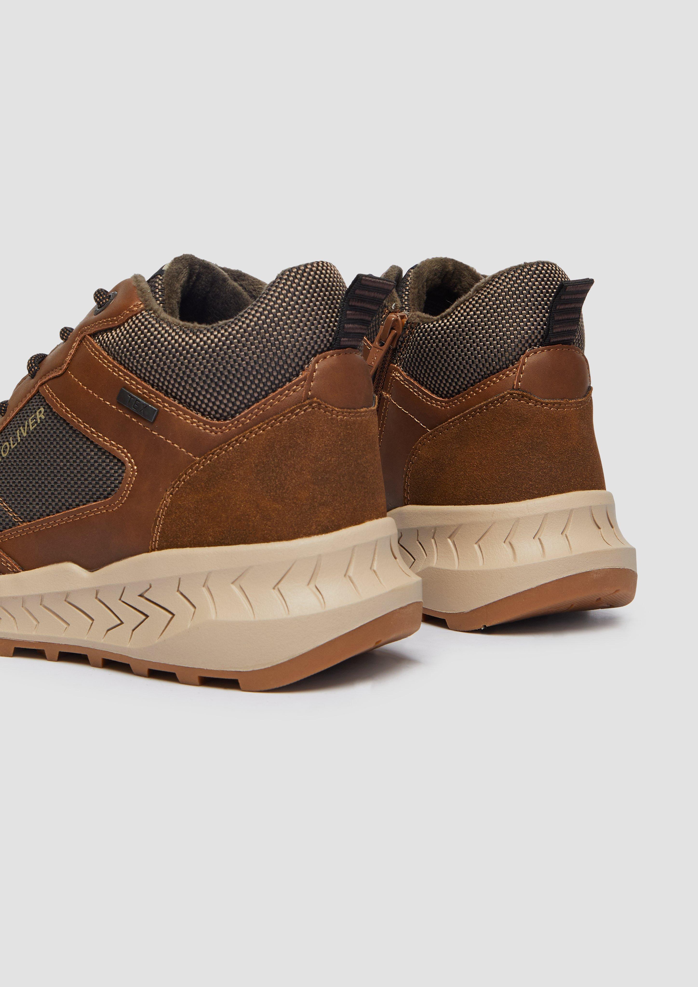 Čizme in 318, 098, 339, 001 & 350