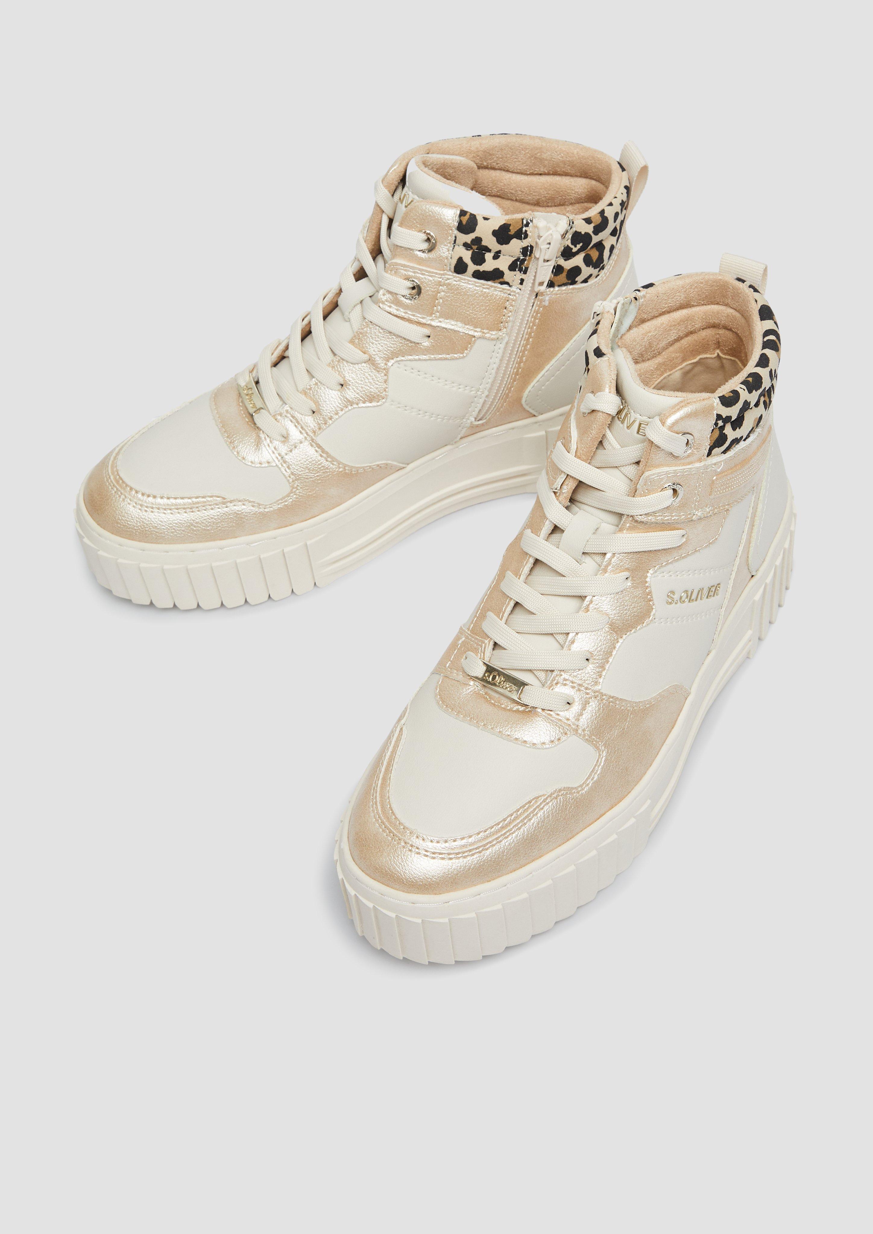 Sneaker im Fabricmix