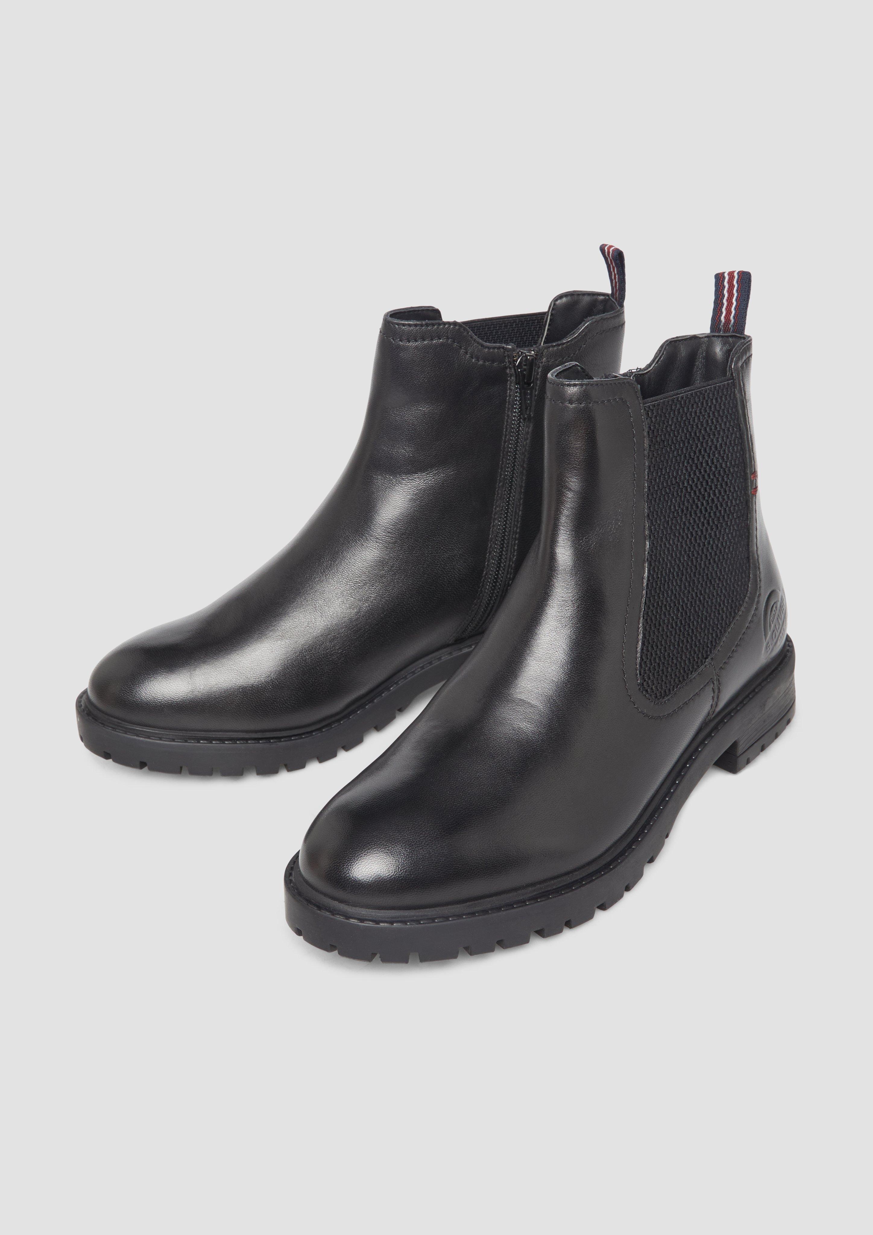 Stiefel in 001, 370 & 305