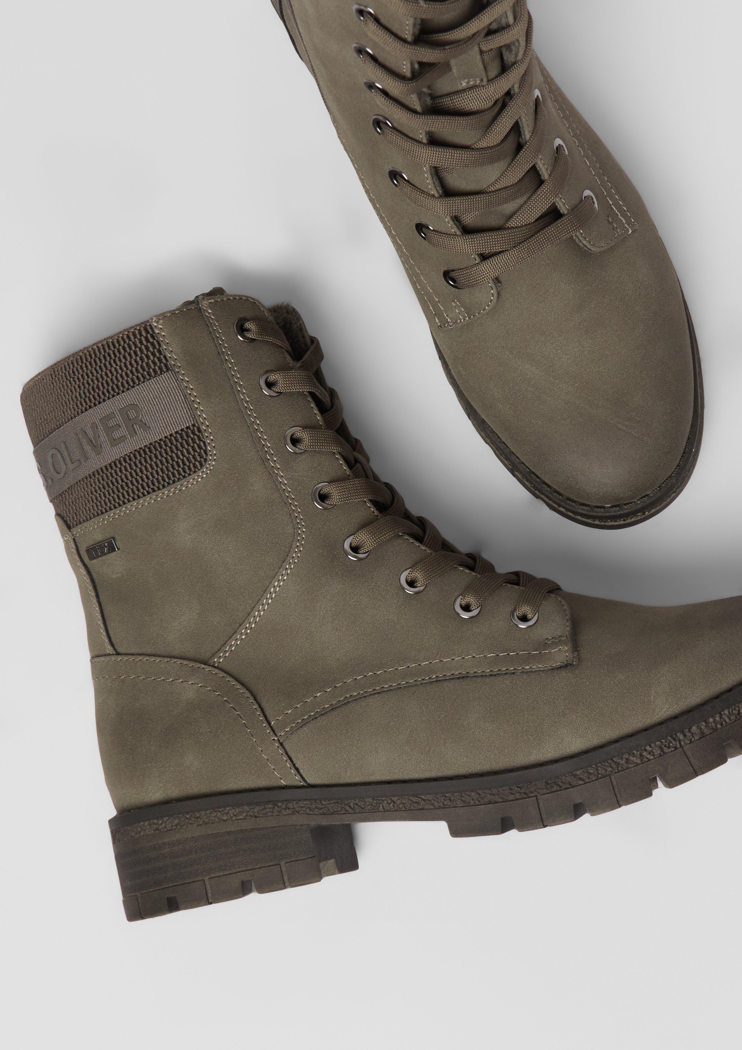 Topánky in 216, 001 & 227