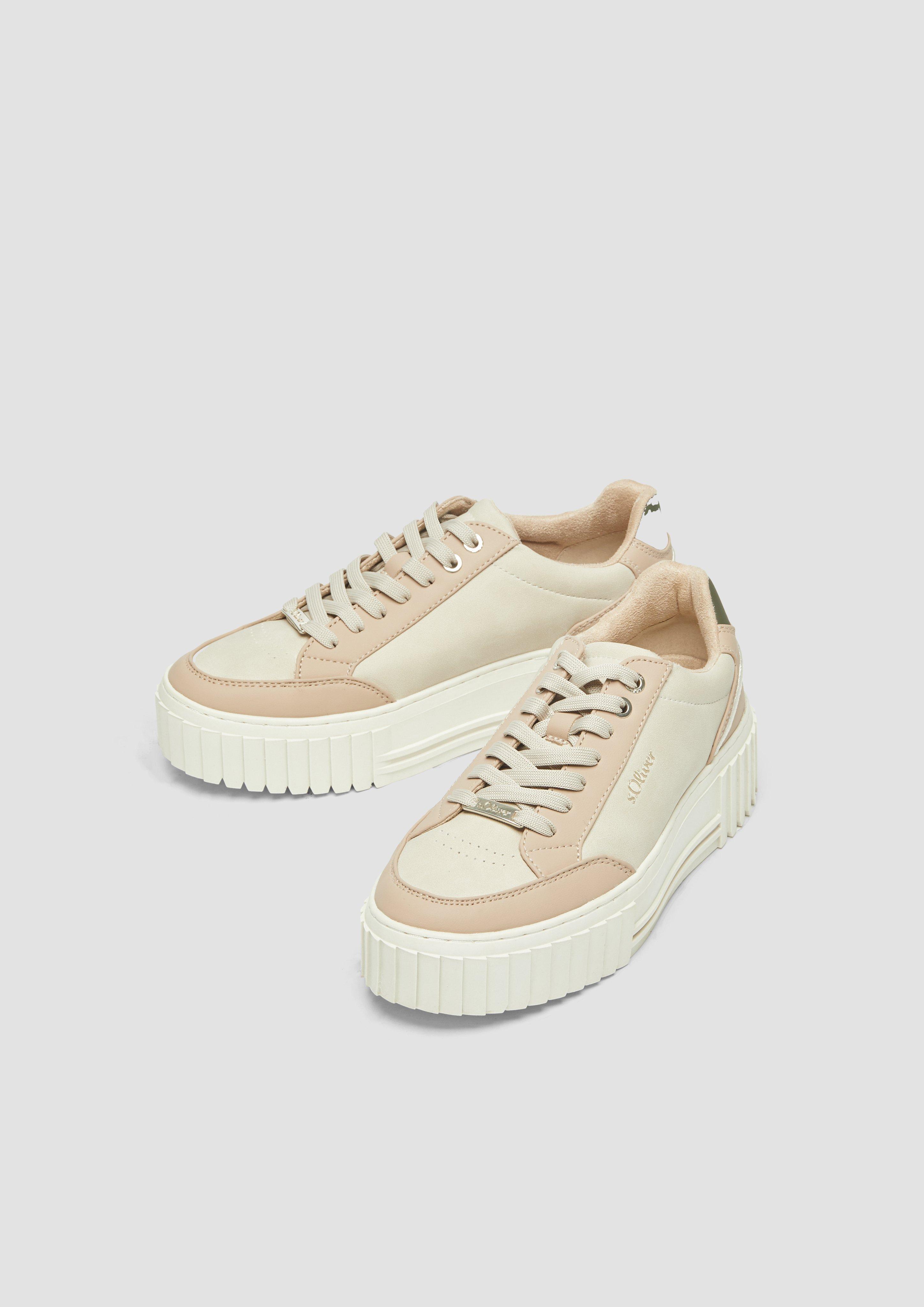 Schnürer in 410 & 907